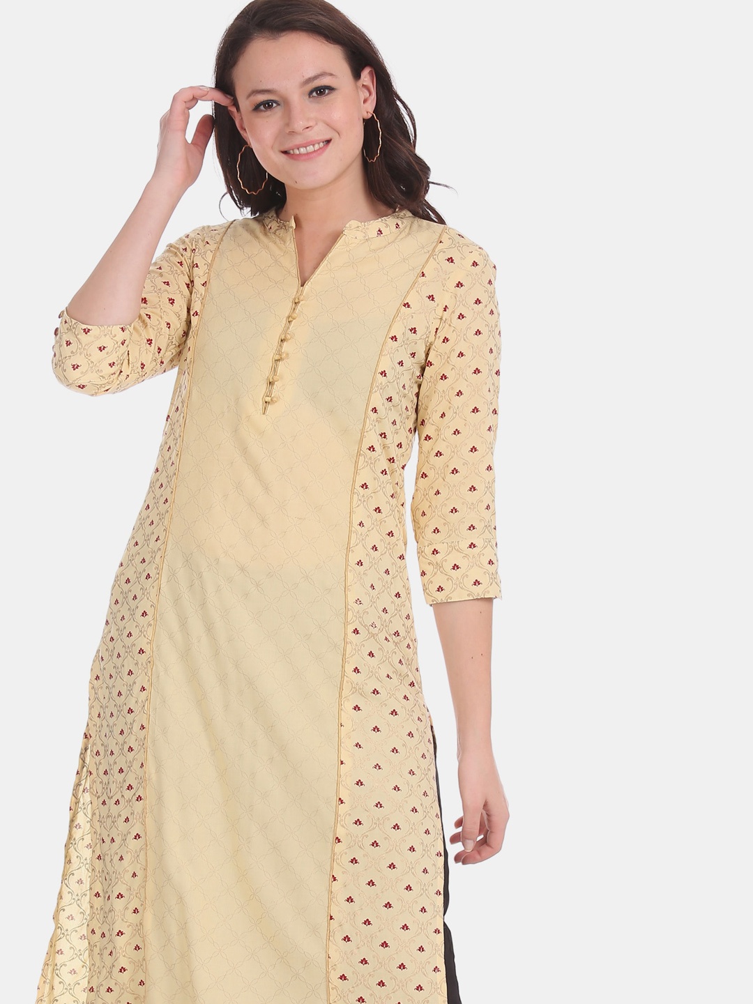 Karigari Women Beige Floral Print Kurta
