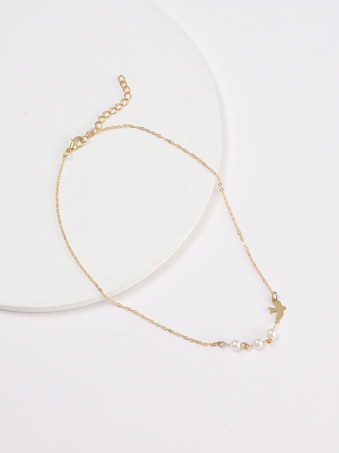 URBANIC Gold-Toned Pendant Necklace
