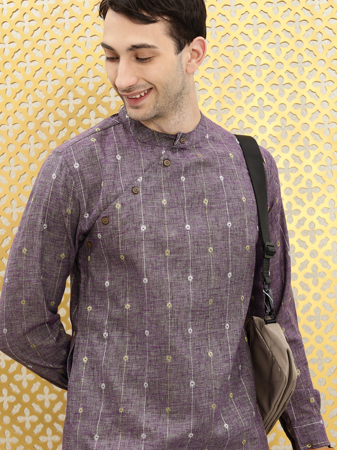 Ode by House of Pataudi Men Purple & Grey Woven Design Pure Cotton Rozana Kurta
Ode by House of Pataudi Men Purple & Grey Woven Design Pure Cotton Rozana Kurta