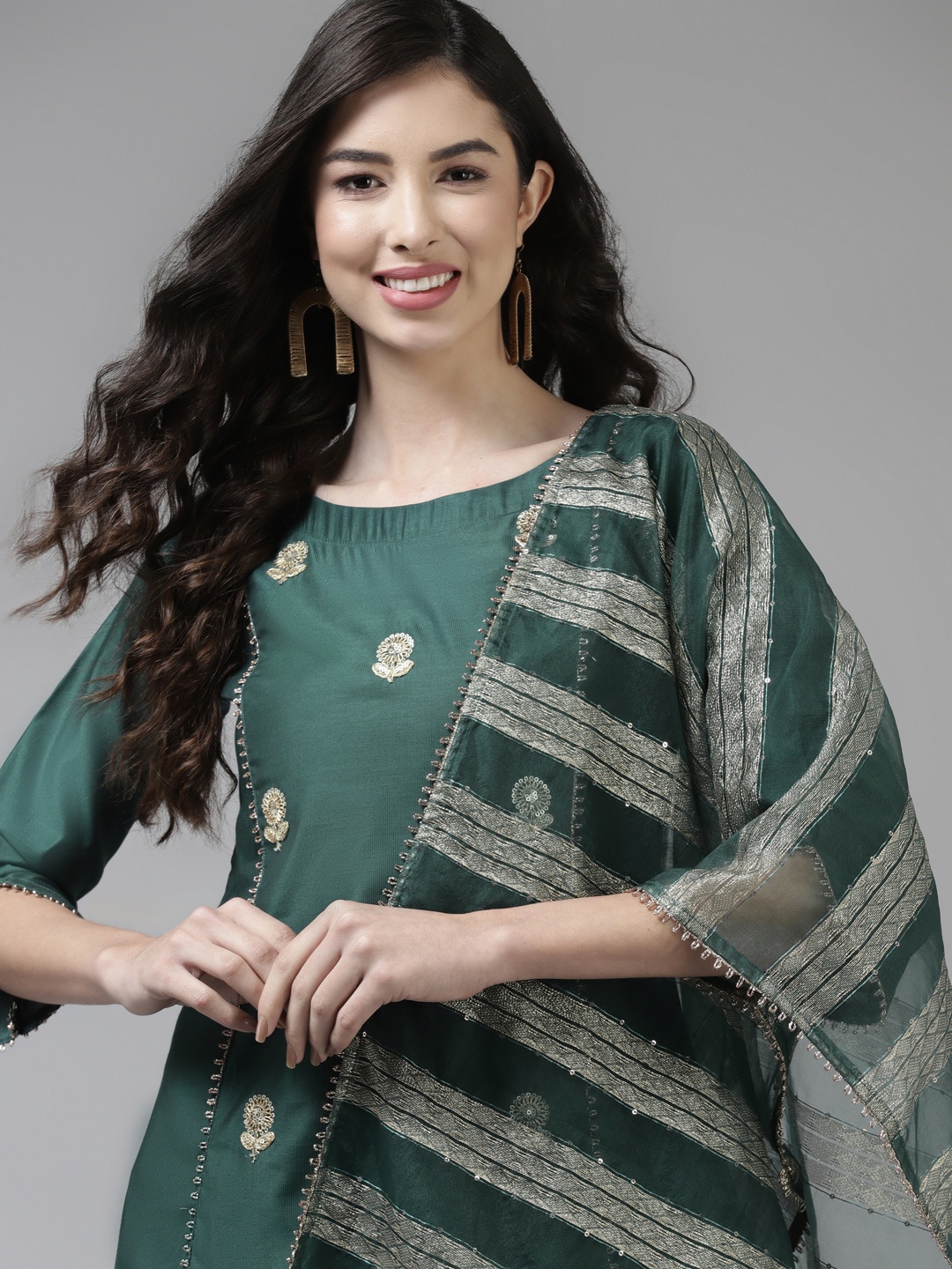 Indo Era Women Teal Green & Gold Embroidered Sequinned Liva Kurta with Trousers & Dupatta
Indo Era Women Teal Green & Gold Embroidered Sequinned Liva Kurta with Trousers & Dupatta