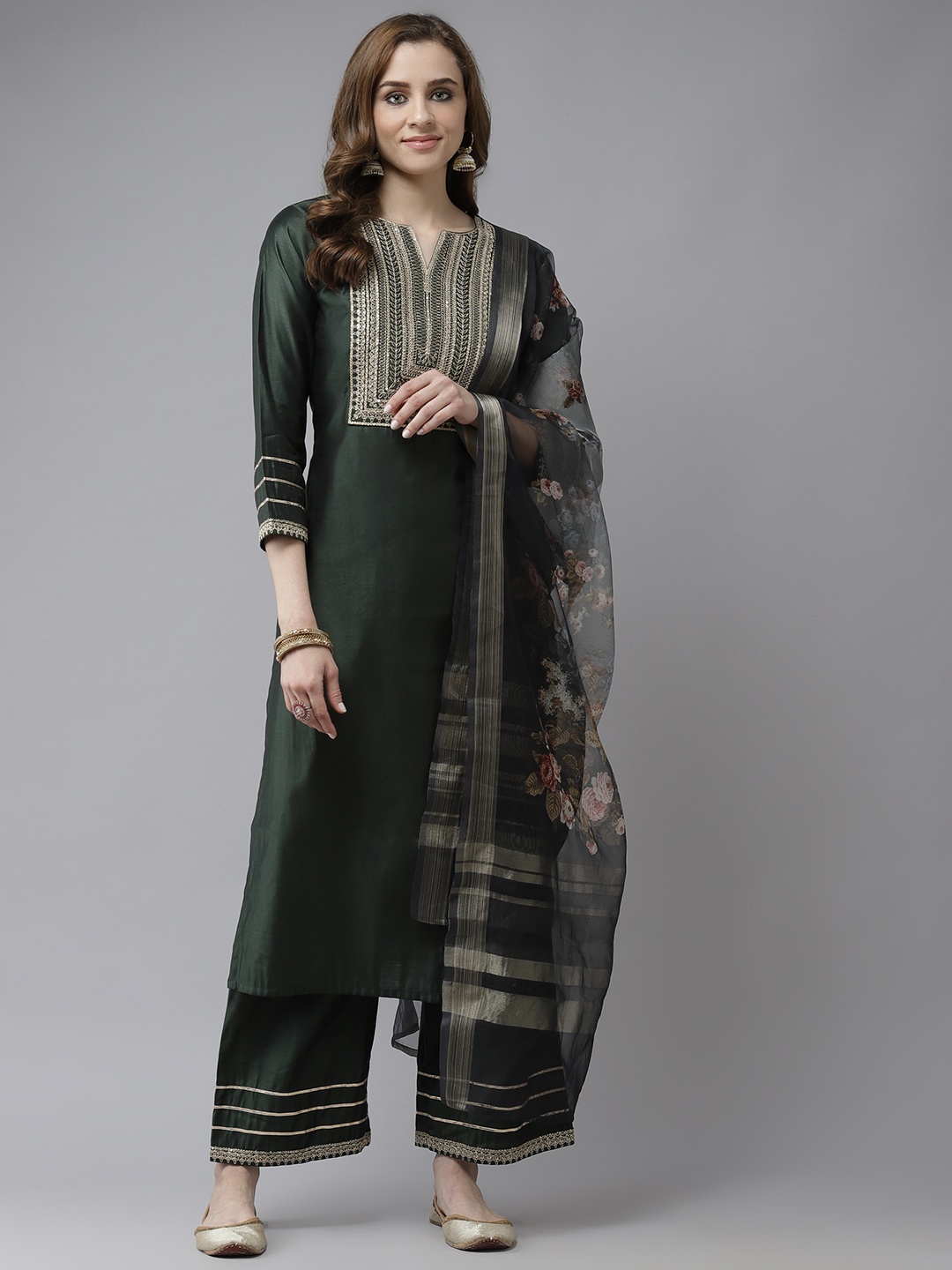 Indo Era Green & Gold Striped Yoke Embroidered Liva Straight Kurta Trousers & With Dupatta
Indo Era Green & Gold Striped Yoke Embroidered Liva Straight Kurta Trousers & With Dupatta