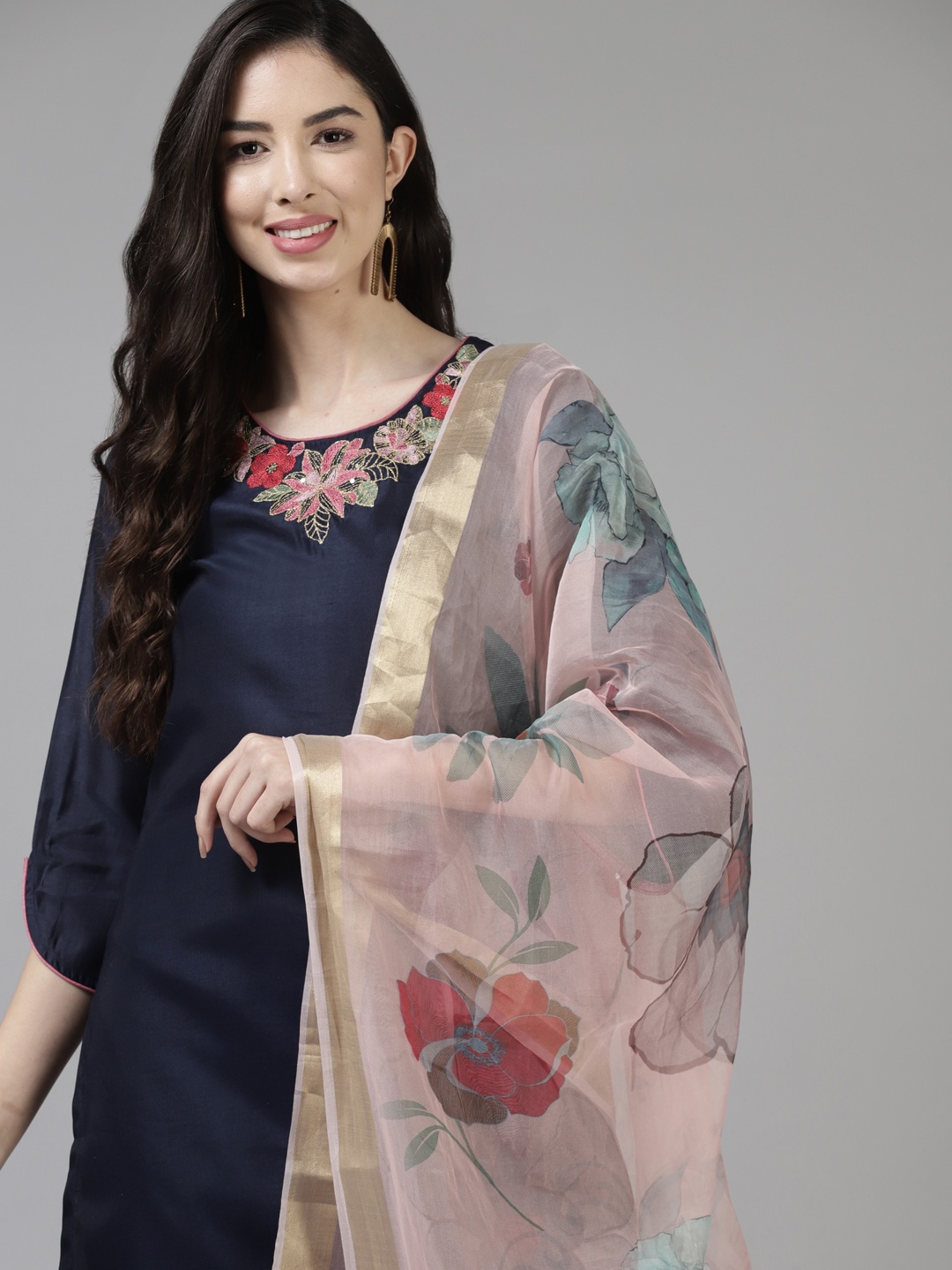 Indo Era Navy Blue & Pink Striped Floral Thread Work Liva Straight Kurta Palazzos Dupatta
Indo Era Navy Blue & Pink Striped Floral Thread Work Liva Straight Kurta Palazzos Dupatta