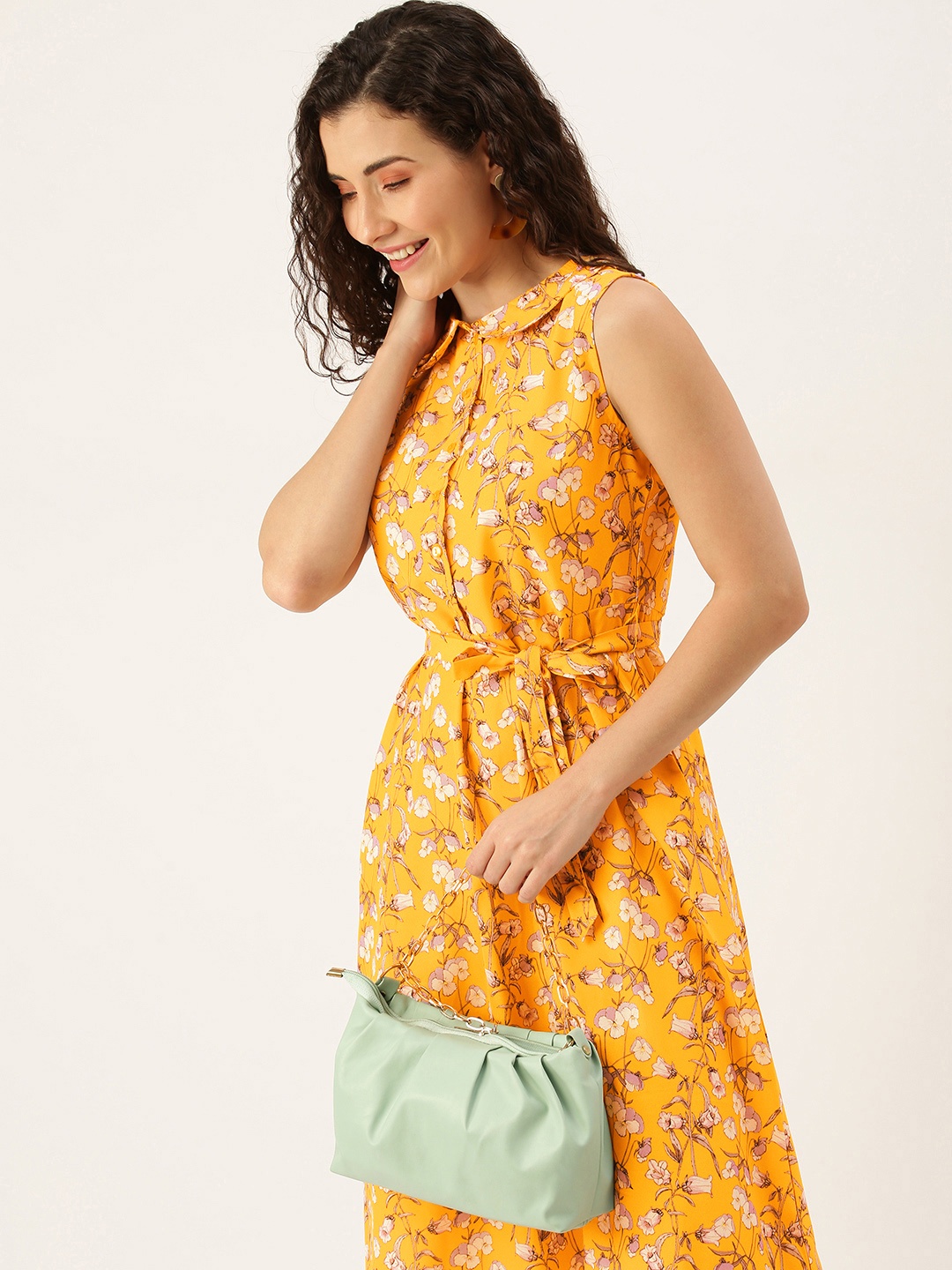 Flying Machine Yellow & Grey Floral Printed Peter Pan Collar Tie-Ups Polyester Shirt Dress
Flying Machine Yellow & Grey Floral Printed Peter Pan Collar Tie-Ups Polyester Shirt Dress