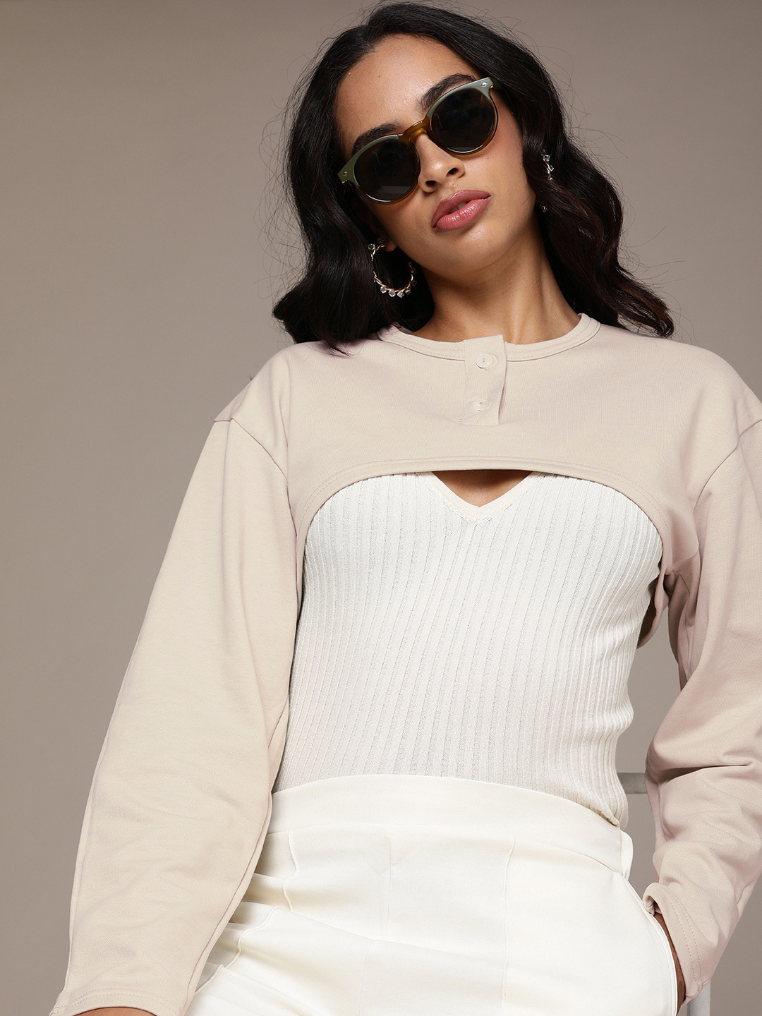 URBANIC Women Beige Solid Button Pullover Sweatshirt
URBANIC Women Beige Solid Button Pullover Sweatshirt