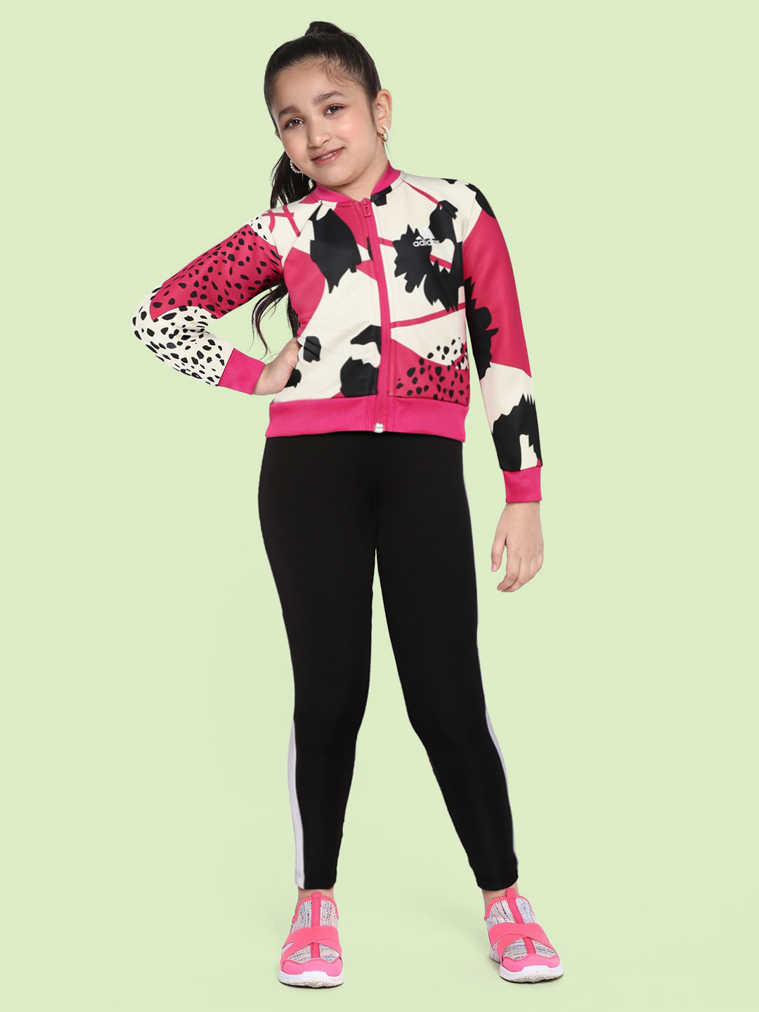 ADIDAS Girls White & Pink Aeroready Animal Printed Warm Up Zip Pocket Sustainable Training Track Top
ADIDAS Girls White & Pink Aeroready Animal Printed Warm Up Zip Pocket Sustainable Training Track Top