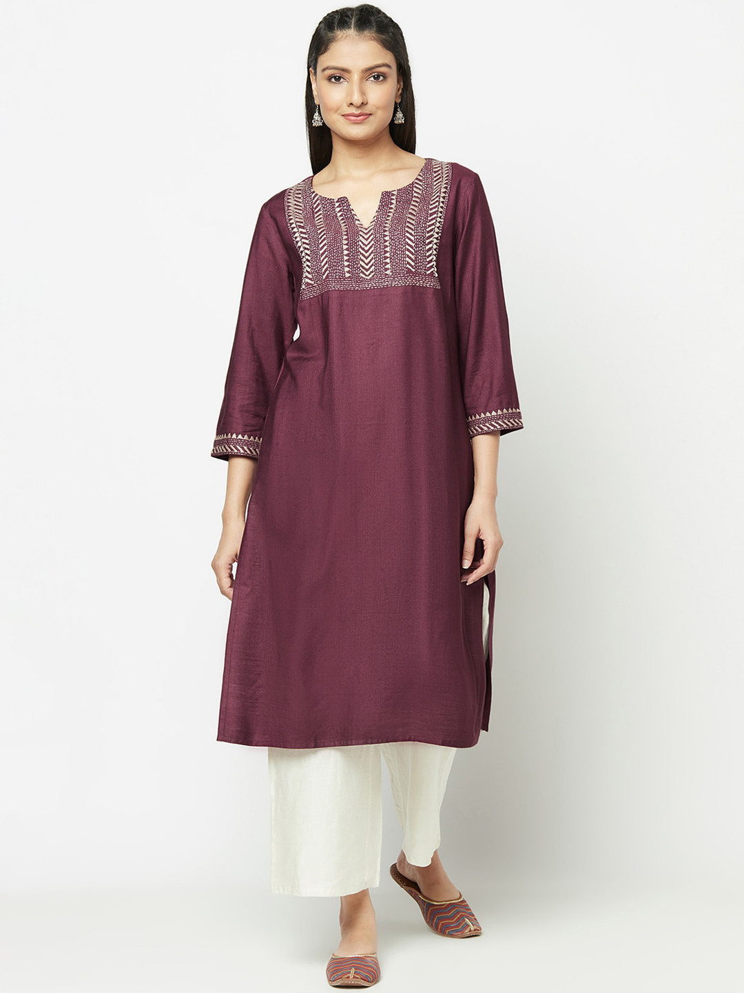 Fabindia Women Maroon Geometric Yoke Design Kurta
Fabindia Women Maroon Geometric Yoke Design Kurta