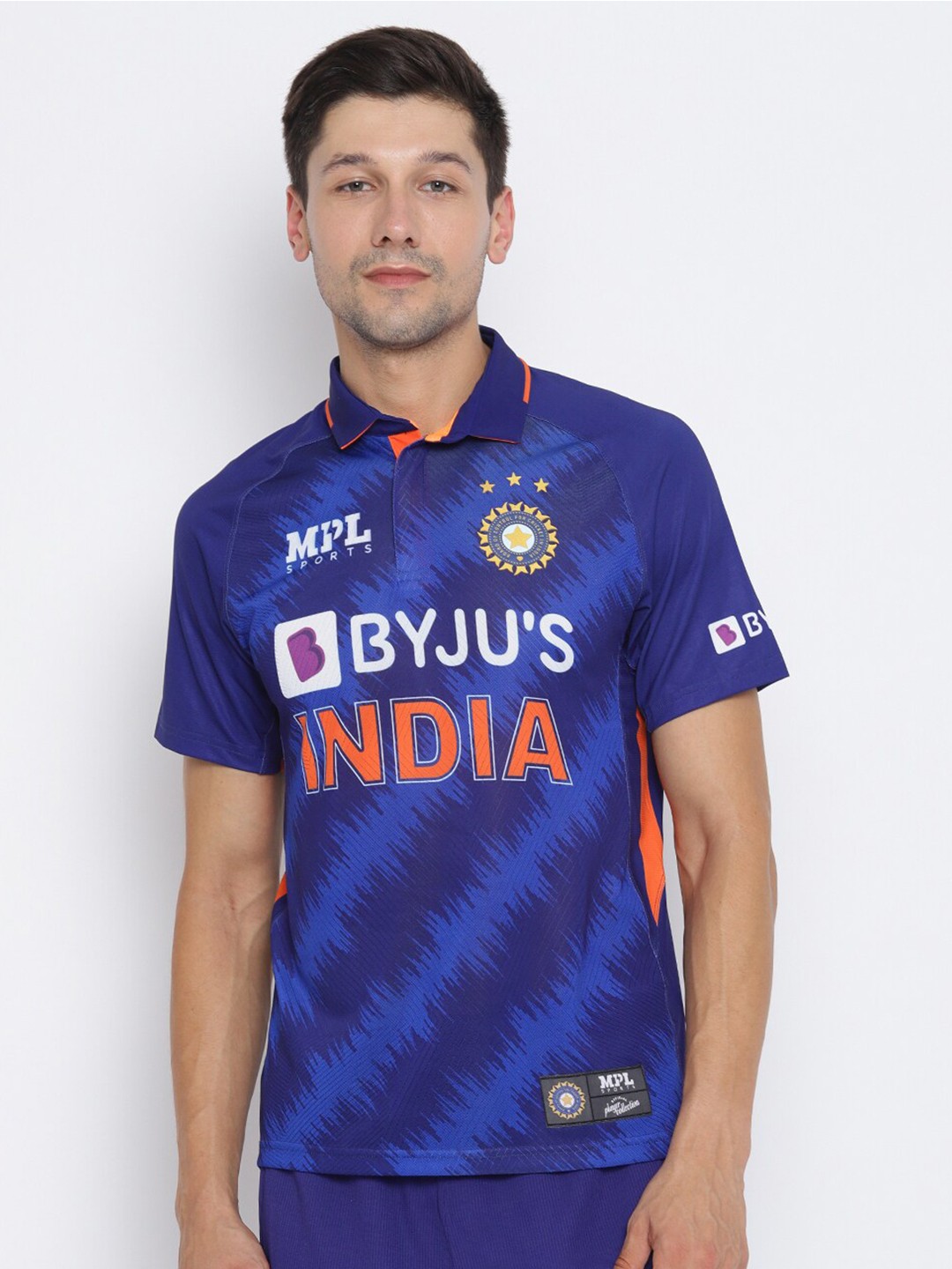 MPL SPORTS Men Navy Blue Printed Polo Collar Official Team India Player Virat Kohli Jersey
MPL SPORTS Men Navy Blue Printed Polo Collar Official Team India Player Virat Kohli Jersey