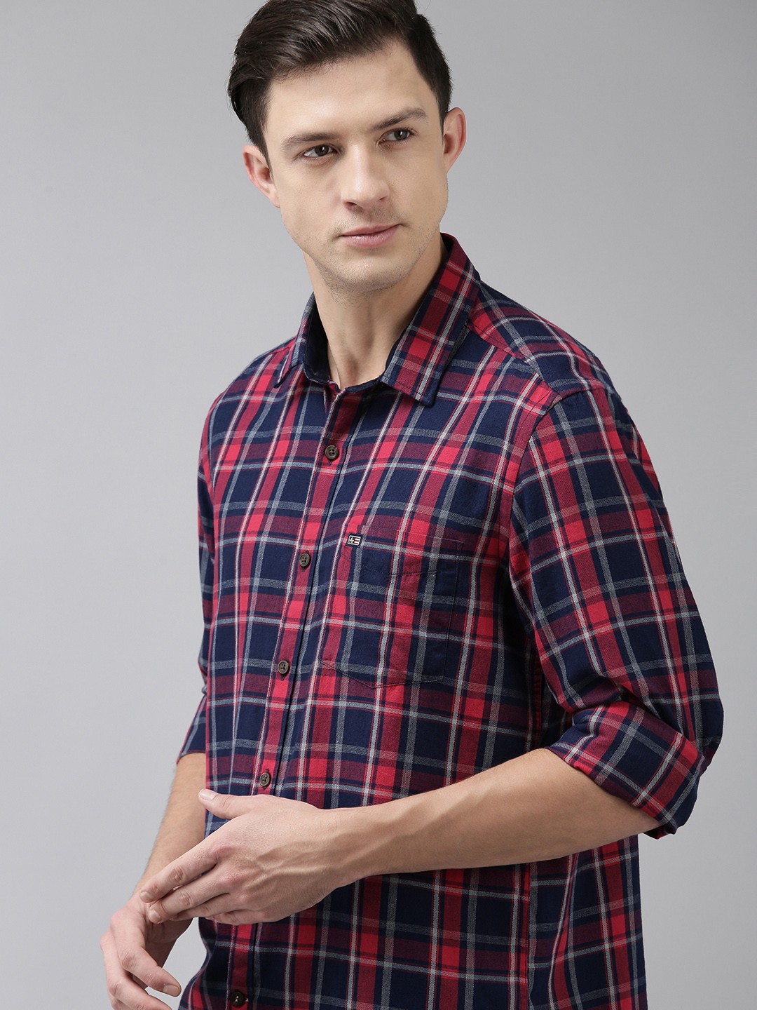 Arrow Sport Men Pink & Navy Blue Checked Pure Cotton Manhattan Slim Fit Casual Shirt
Arrow Sport Men Pink & Navy Blue Checked Pure Cotton Manhattan Slim Fit Casual Shirt