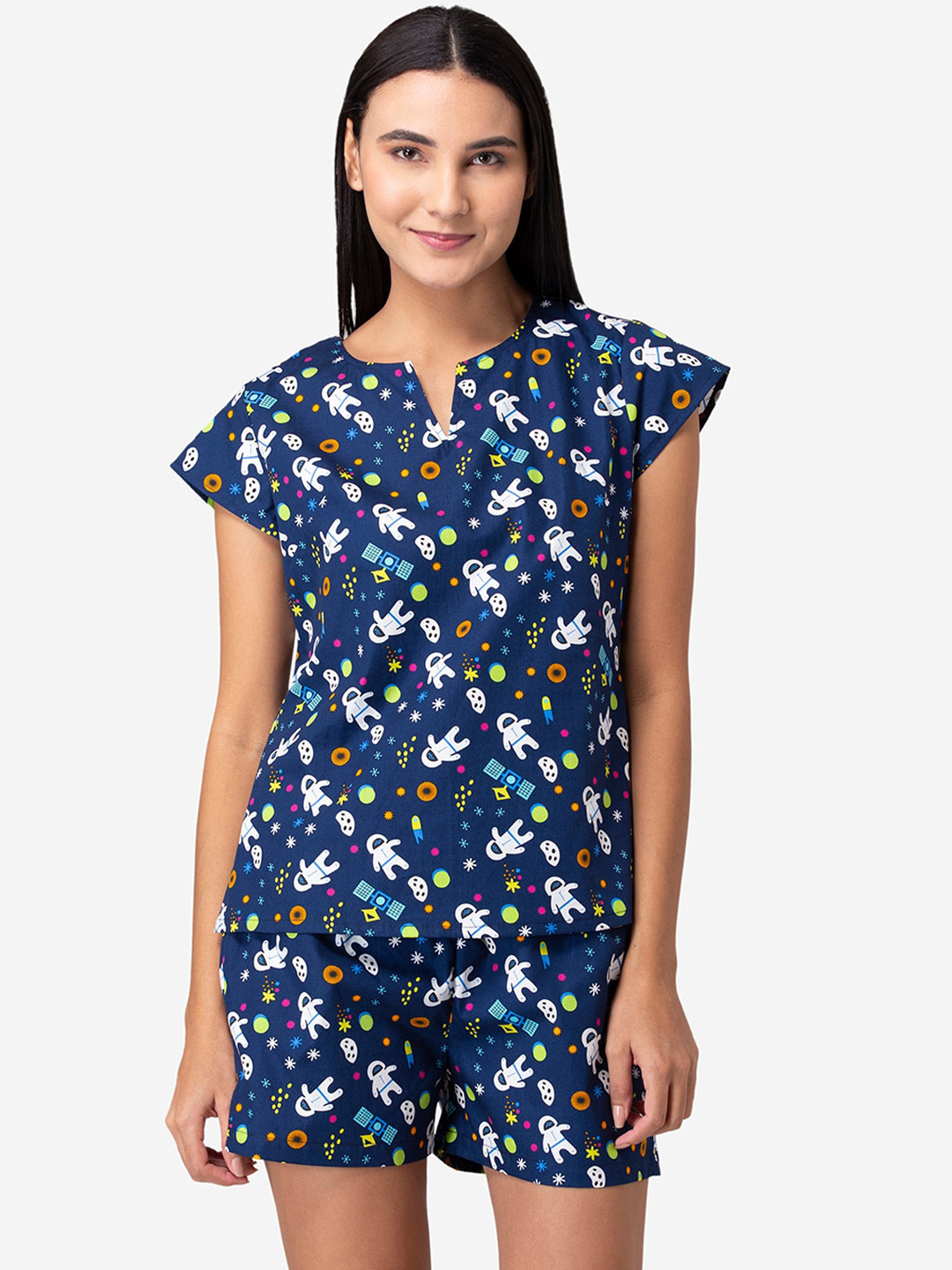 Fluffalump Women Blue & White Graphic Printed Cap Sleeves Pure Cotton 2 Pc Night Suit 
Fluffalump Women Blue & White Graphic Printed Cap Sleeves Pure Cotton 2 Pc Night Suit