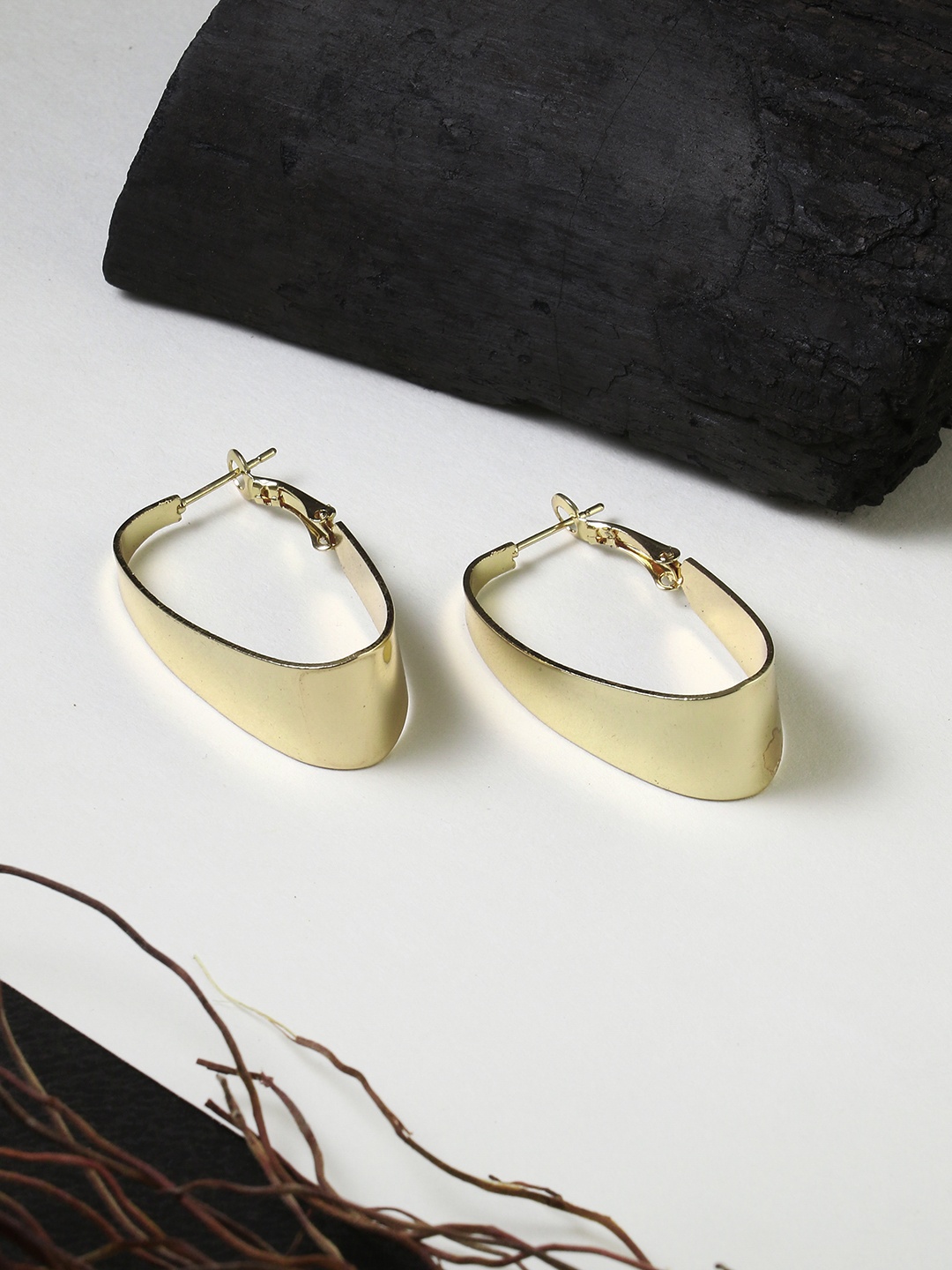 Adwitiya Collection Gold-Plated Oval Hoop Earrings