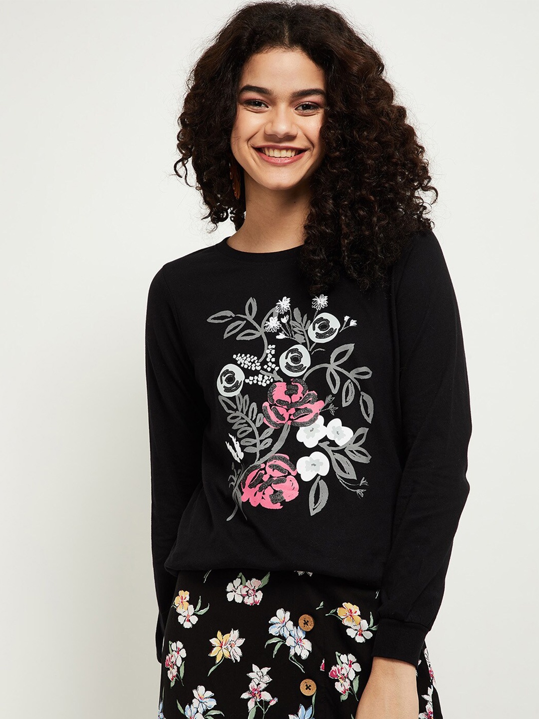 max Women Black Floral Printed T-shirt