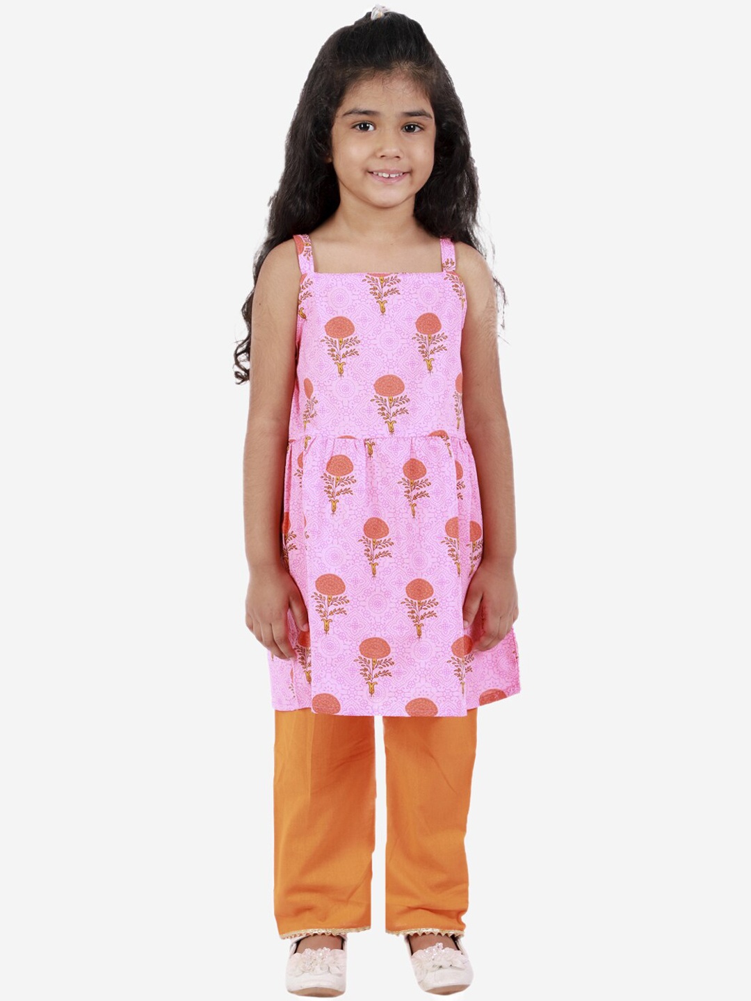 ahhaaaa Girls Pink & Orange Ethnic Motifs Printed Pleated Pure Cotton Kurta with Palazzos
ahhaaaa Girls Pink & Orange Ethnic Motifs Printed Pleated Pure Cotton Kurta with Palazzos