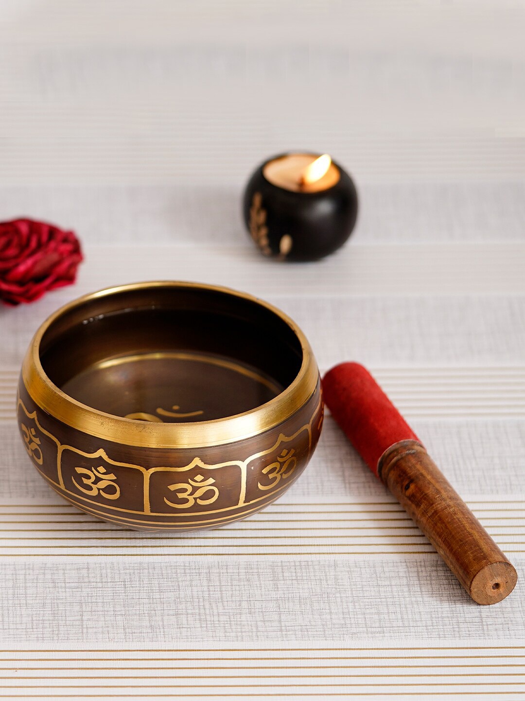 eCraftIndia Gold-Toned & Brown Tibetan Om Chanting Singing Bowl Decorative Showpiece
eCraftIndia Gold-Toned & Brown Tibetan Om Chanting Singing Bowl Decorative Showpiece