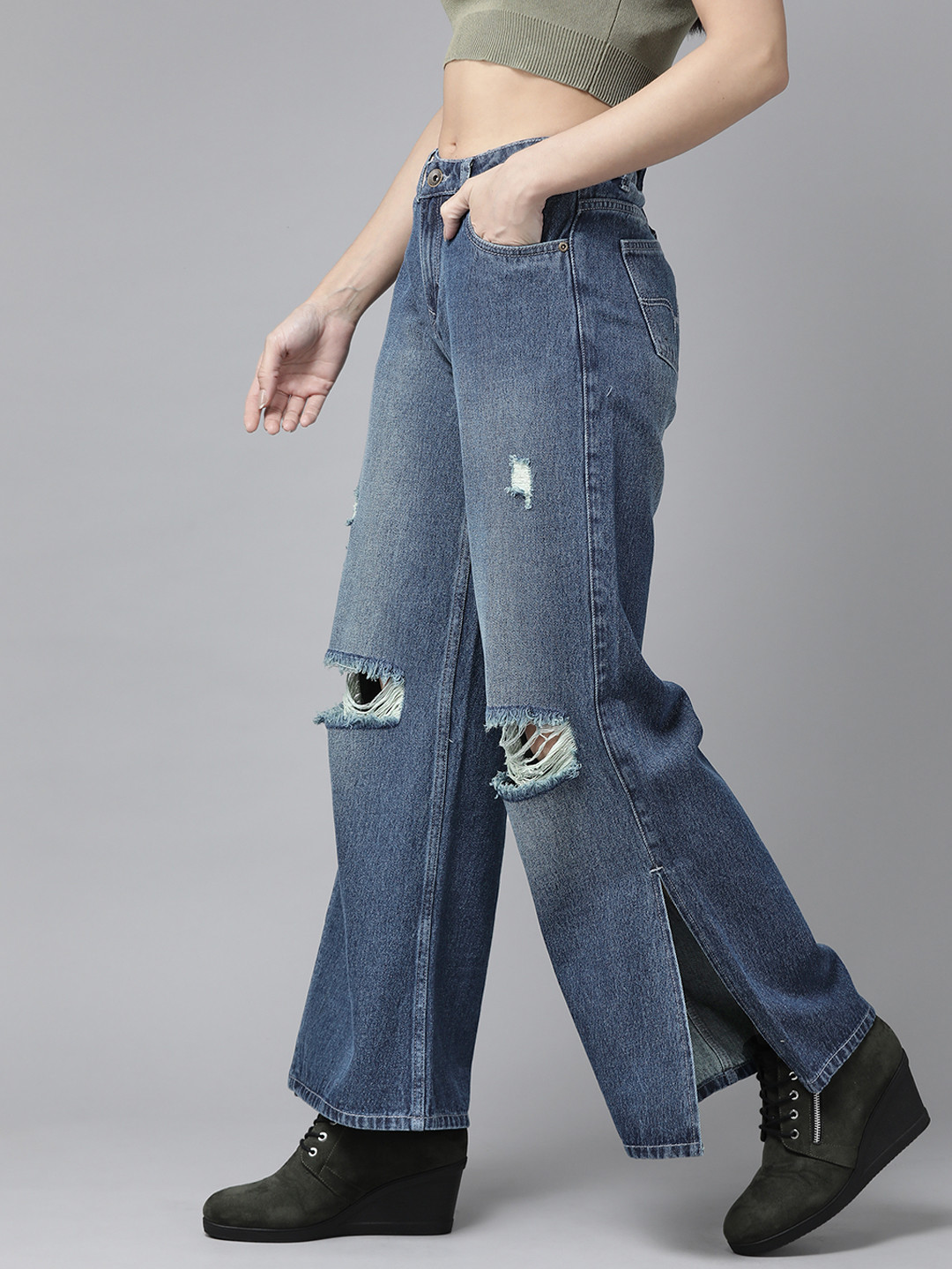 The Roadster Lifestyle Co Women Navy Blue Cotton Flared Mildly Distressed Light Fade Jeans
The Roadster Lifestyle Co Women Navy Blue Cotton Flared Mildly Distressed Light Fade Jeans