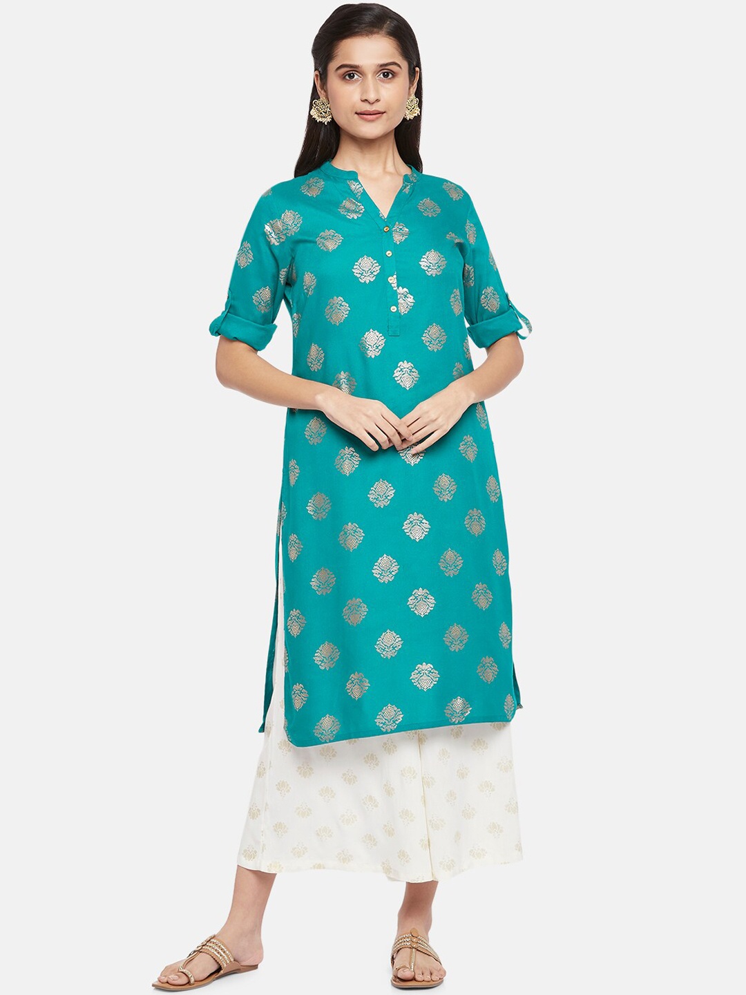 RANGMANCH BY PANTALOONS Women Teal & Gold-Toned Ethnic Motifs Printed Kurta
RANGMANCH BY PANTALOONS Women Teal & Gold-Toned Ethnic Motifs Printed Kurta