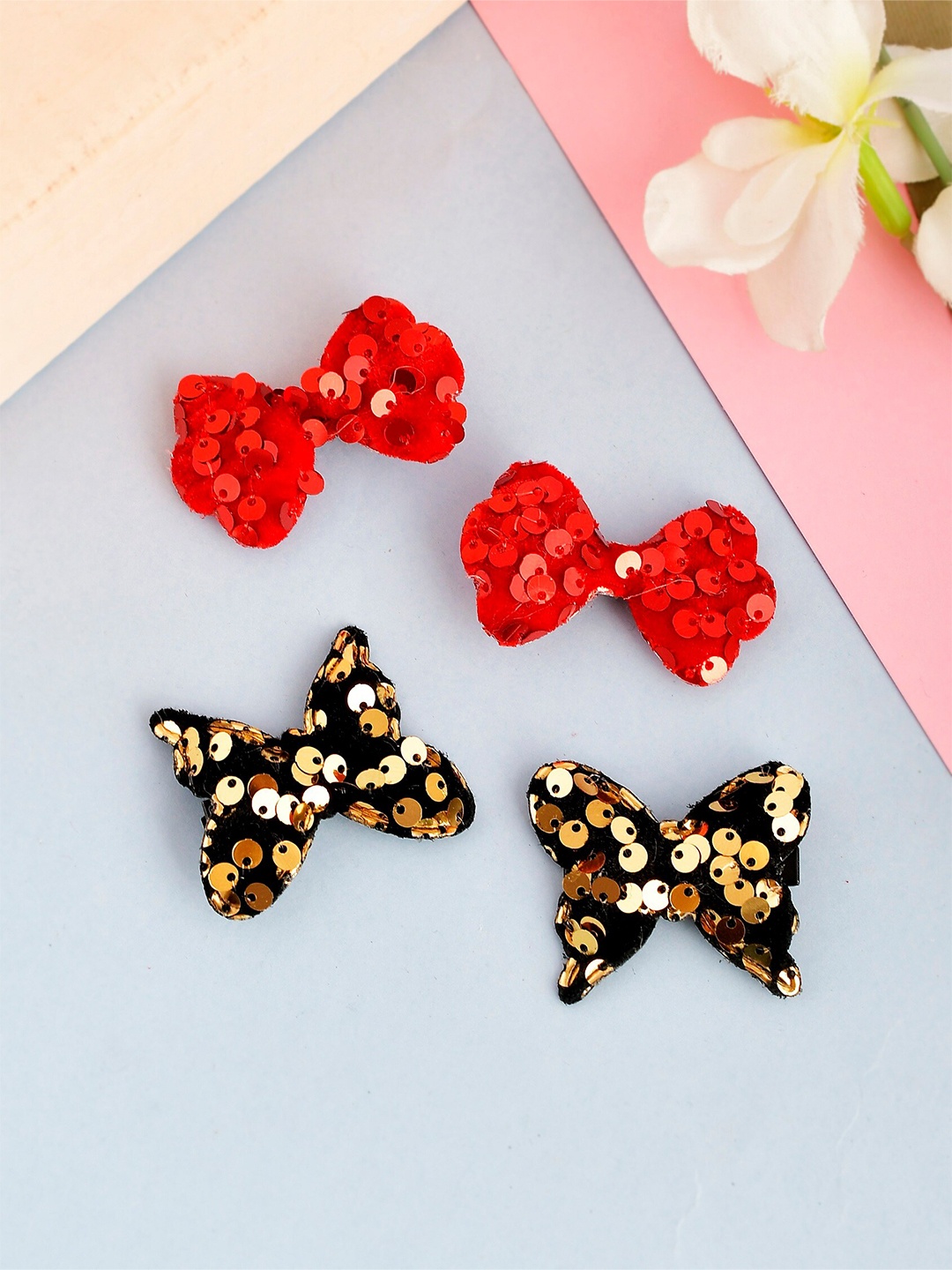 Silvermerc Designs Girls Set of 4 Red & Black Glittery Embellished Alligator Hair Clip
Silvermerc Designs Girls Set of 4 Red & Black Glittery Embellished Alligator Hair Clip