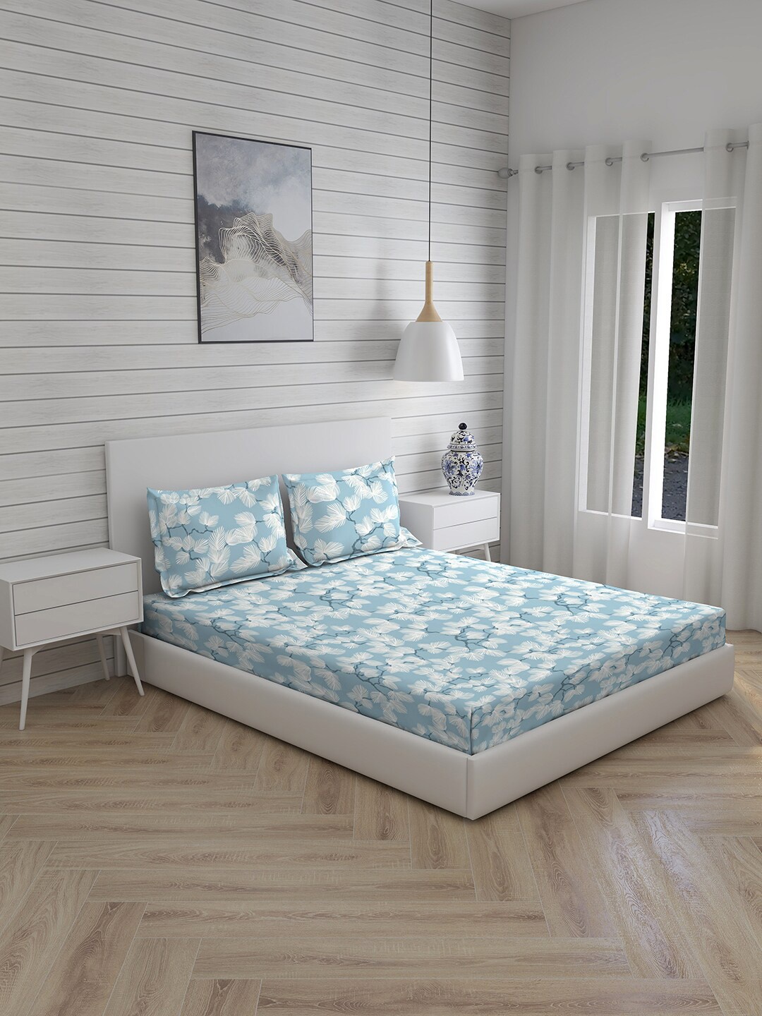 Boutique Living India Unisex Blue Floral 144 TC King Bedsheet with 2 Pillow Covers