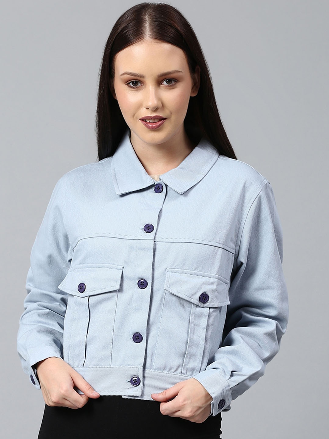 Campus Sutra Women Blue Colourblocked Windcheater Crop Outdoor Denim Jacket with Embroidered
Campus Sutra Women Blue Colourblocked Windcheater Crop Outdoor Denim Jacket with Embroidered