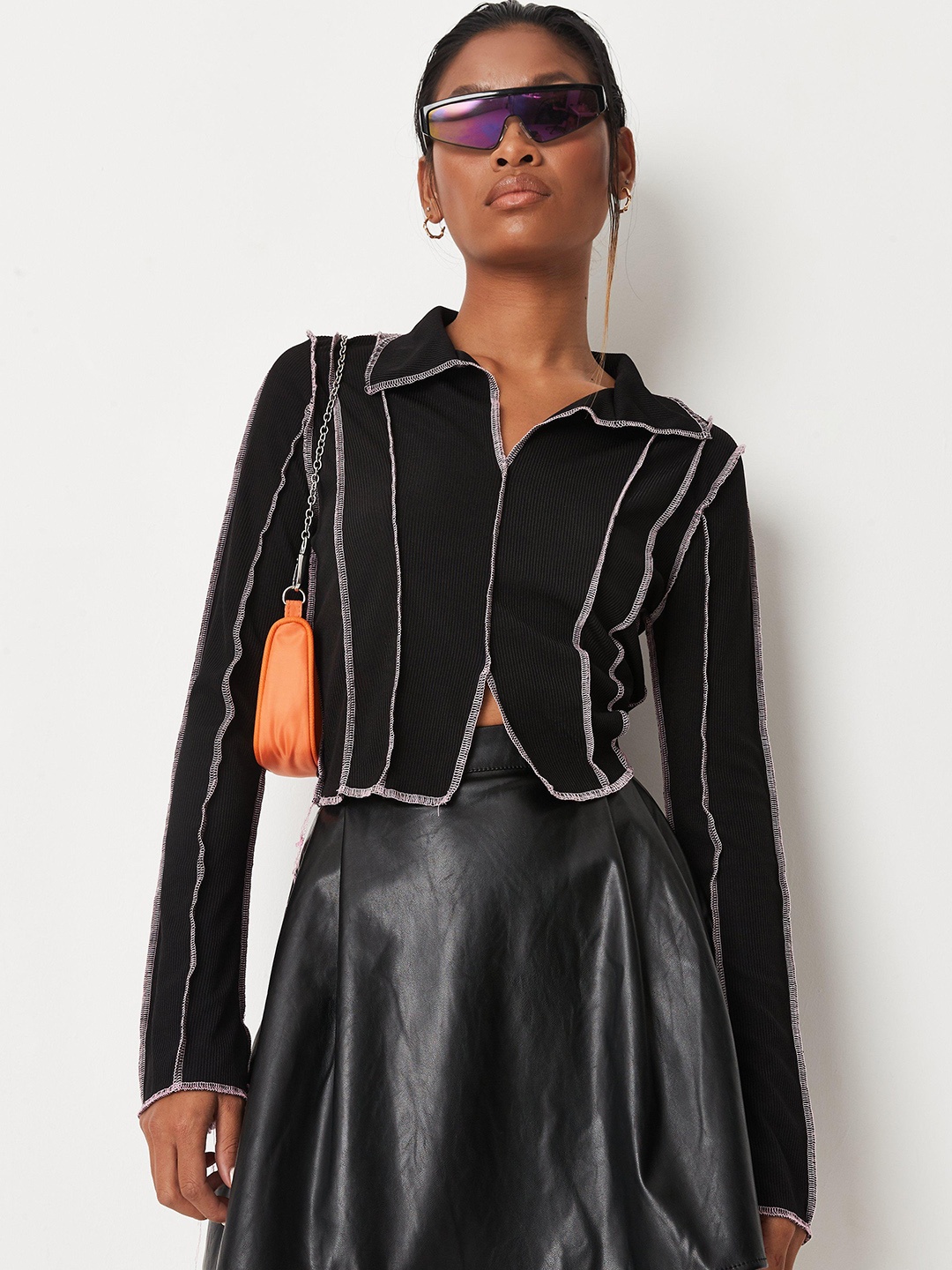 Missguided Black Solid Sheen Accordion Pleats Polyurethane Party Straight Hem Mini Skirt
Missguided Black Solid Sheen Accordion Pleats Polyurethane Party Straight Hem Mini Skirt