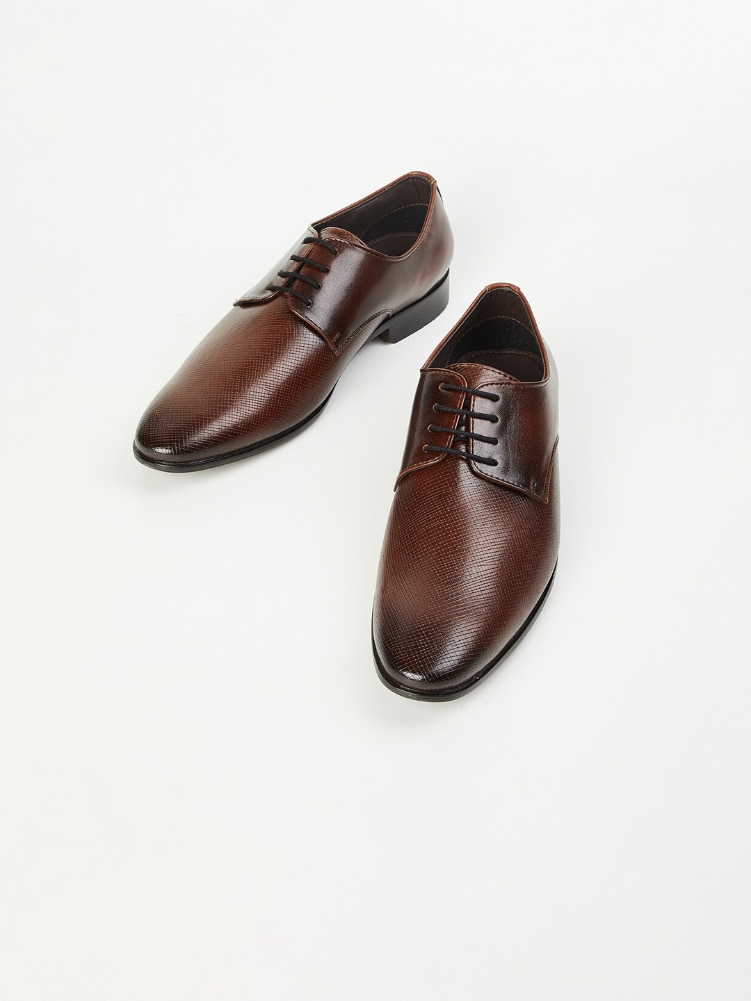 CODE by Lifestyle Men Brown Brogues