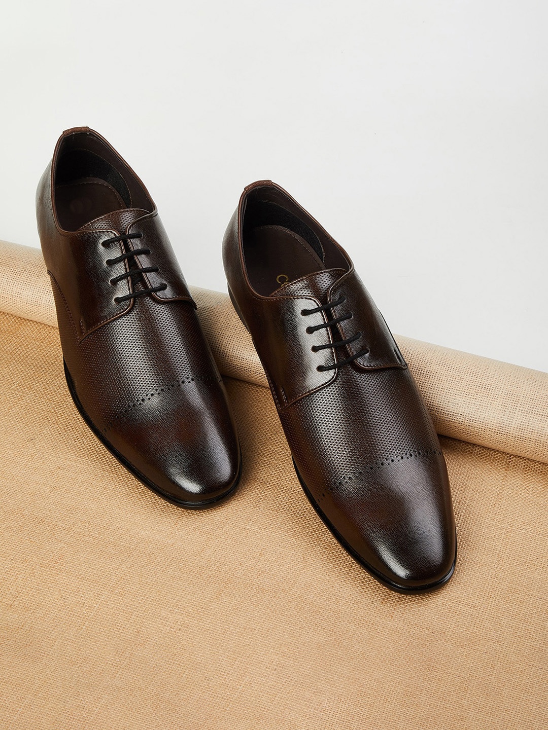 CODE by Lifestyle Men Brown Perforations Derbys