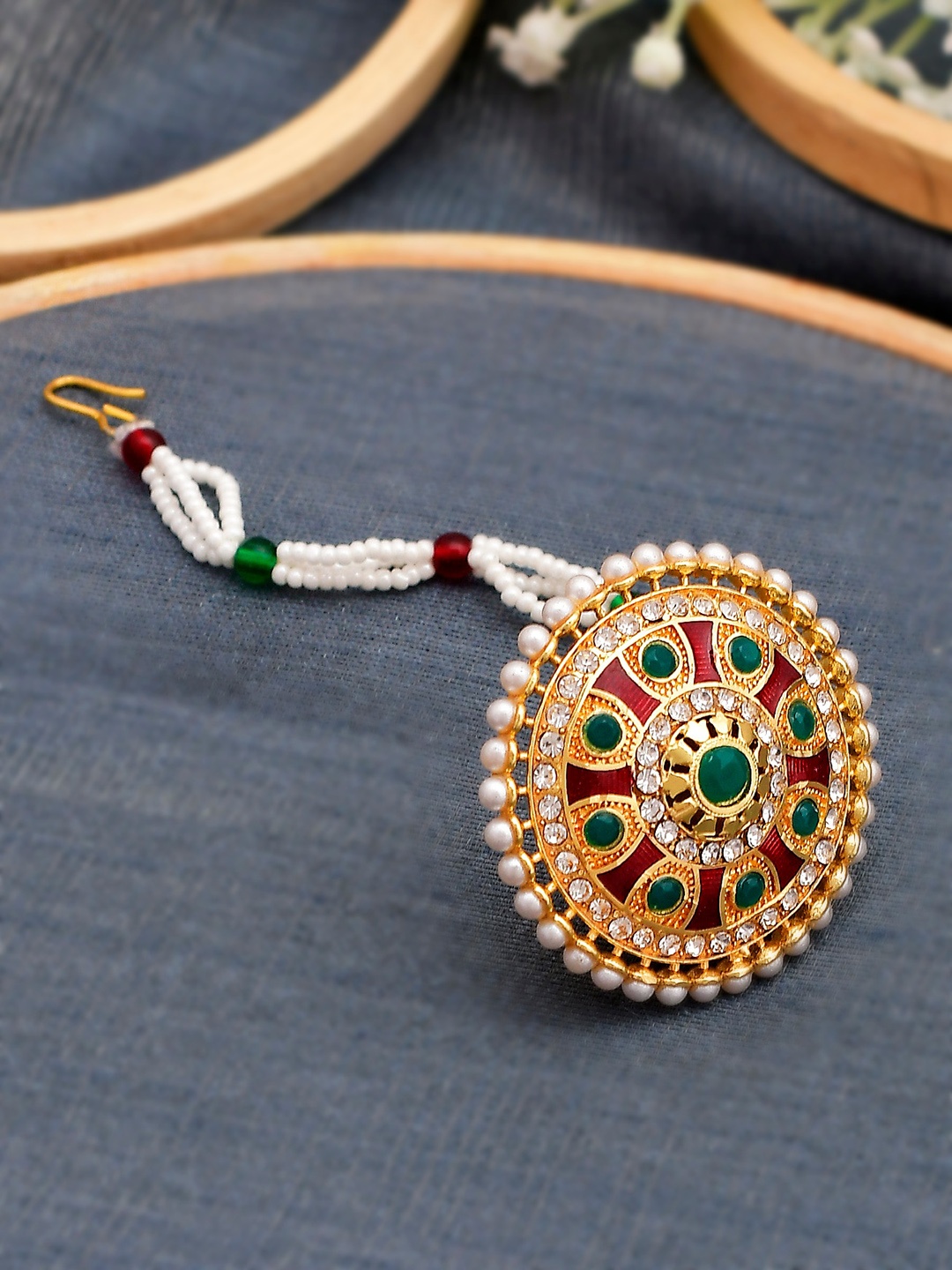 Silvermerc Designs Gold-Plated White & Green Stone-Studded & Beaded Borla Maang Tikka
Silvermerc Designs Gold-Plated White & Green Stone-Studded & Beaded Borla Maang Tikka