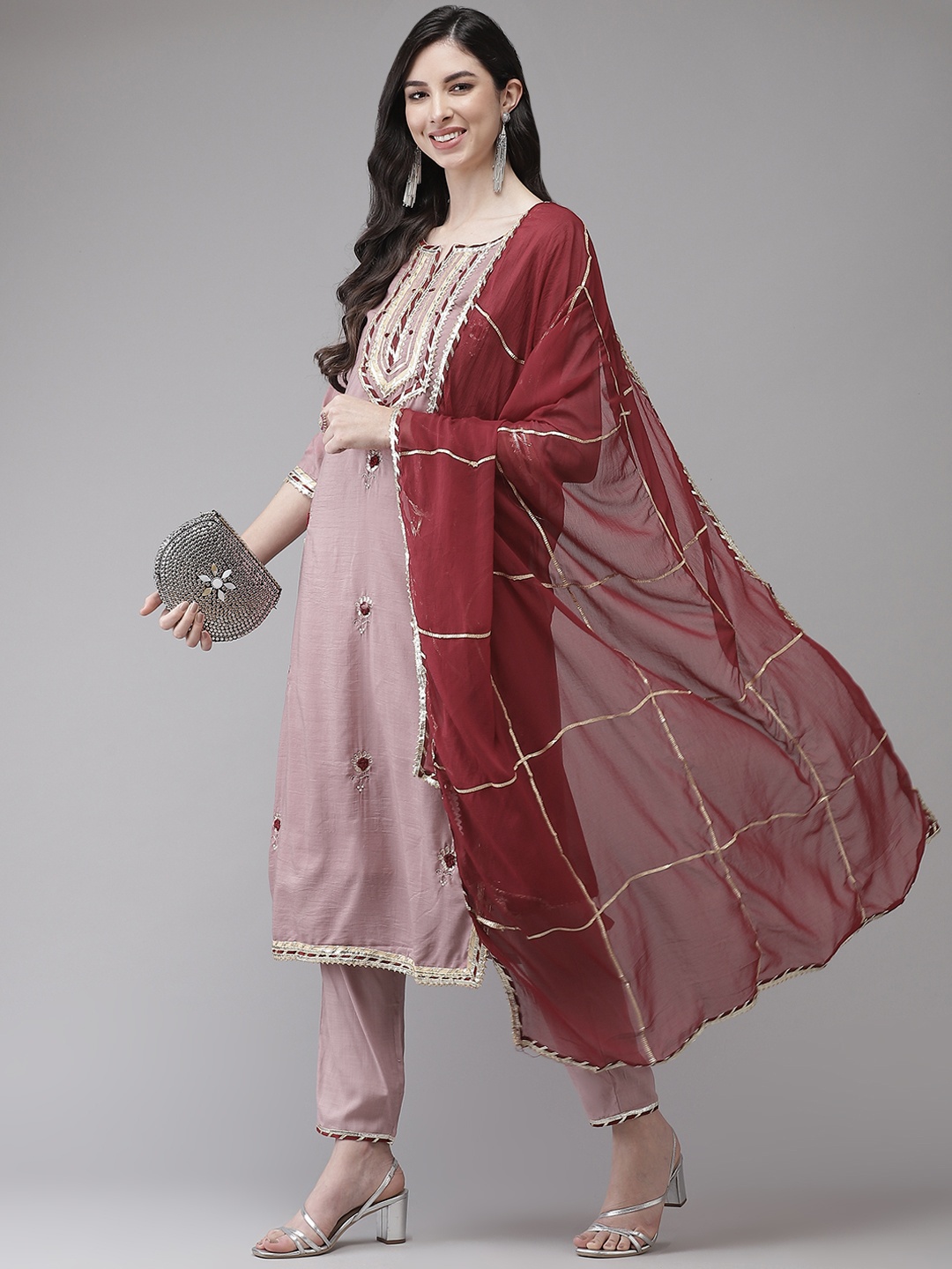 Ishin Women Purple Floral Embroidered Regular Gotta Patti Kurta with Trousers & With Dupatta
Ishin Women Purple Floral Embroidered Regular Gotta Patti Kurta with Trousers & With Dupatta