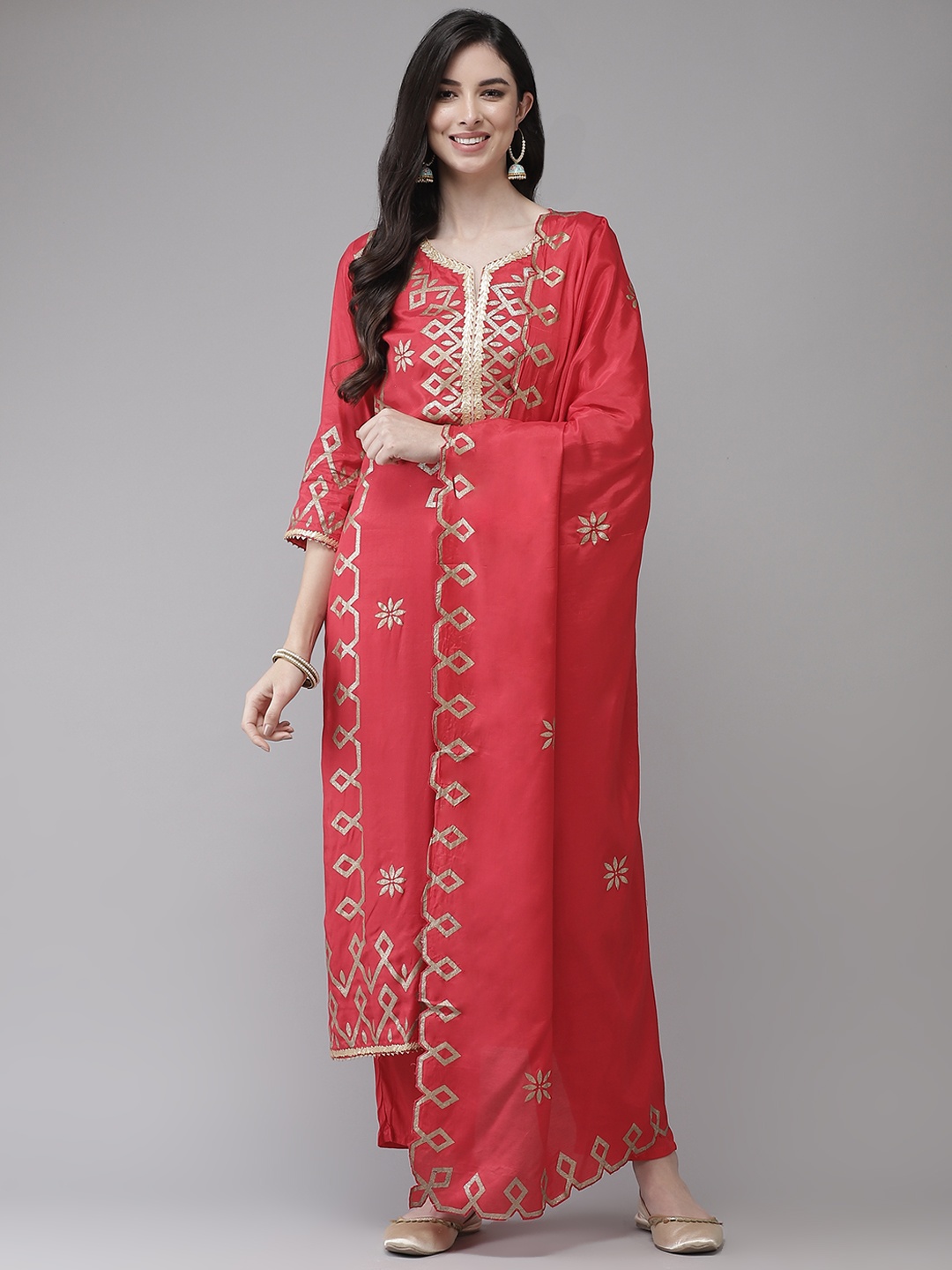 Ishin Women Red Ethnic Motifs Printed Regular Gotta Patti Kurta with Trousers & With Dupatta
Ishin Women Red Ethnic Motifs Printed Regular Gotta Patti Kurta with Trousers & With Dupatta