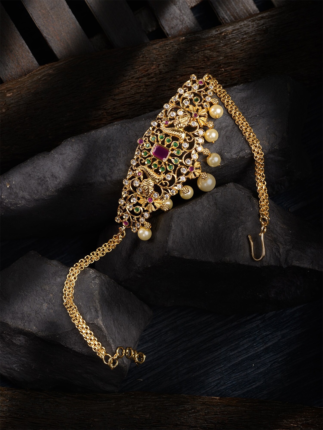 Saraf RS Jewellery Women Gold-Toned & Green Brass American Diamond Handcrafted Gold-Plated Armlet Bracelet
Saraf RS Jewellery Women Gold-Toned & Green Brass American Diamond Handcrafted Gold-Plated Armlet Bracelet