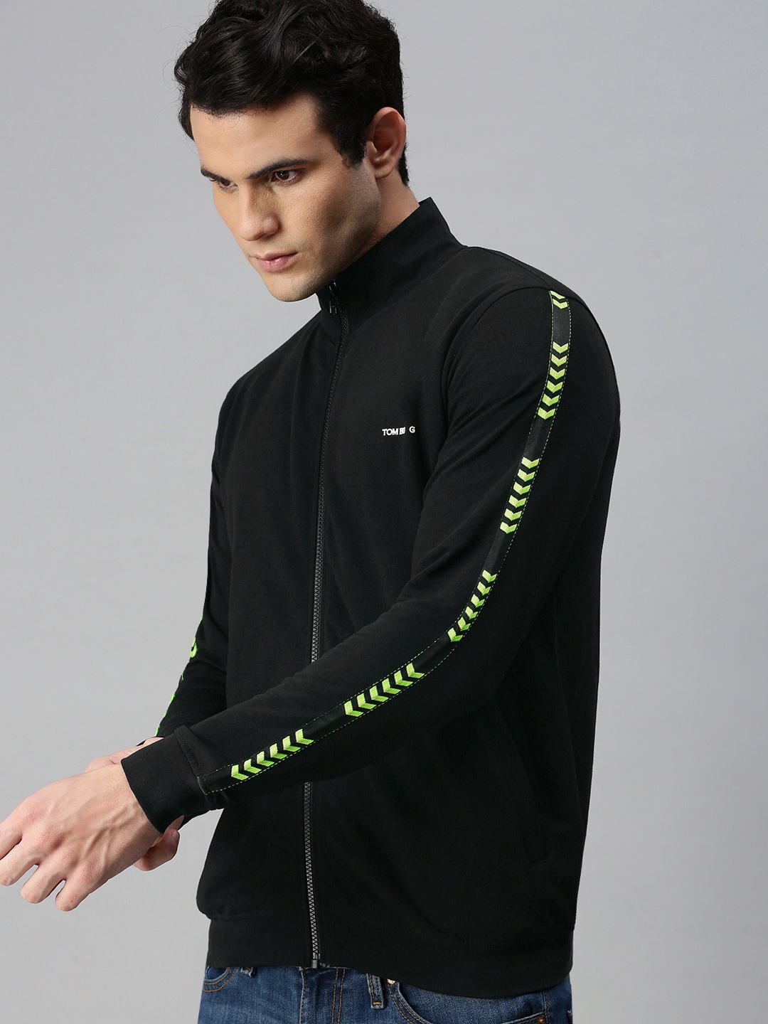 TOM BURG Men Black Side Striped Water Resistant Longline Training or Gym Tailored Jacket
TOM BURG Men Black Side Striped Water Resistant Longline Training or Gym Tailored Jacket