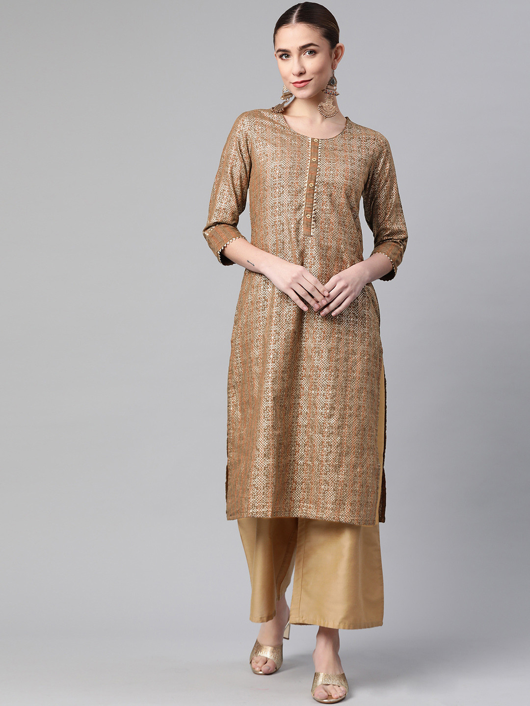 Rangriti Women Brown & Golden Ethnic Motifs Printed Kurta with Gotta Patti Detail
Rangriti Women Brown & Golden Ethnic Motifs Printed Kurta with Gotta Patti Detail
