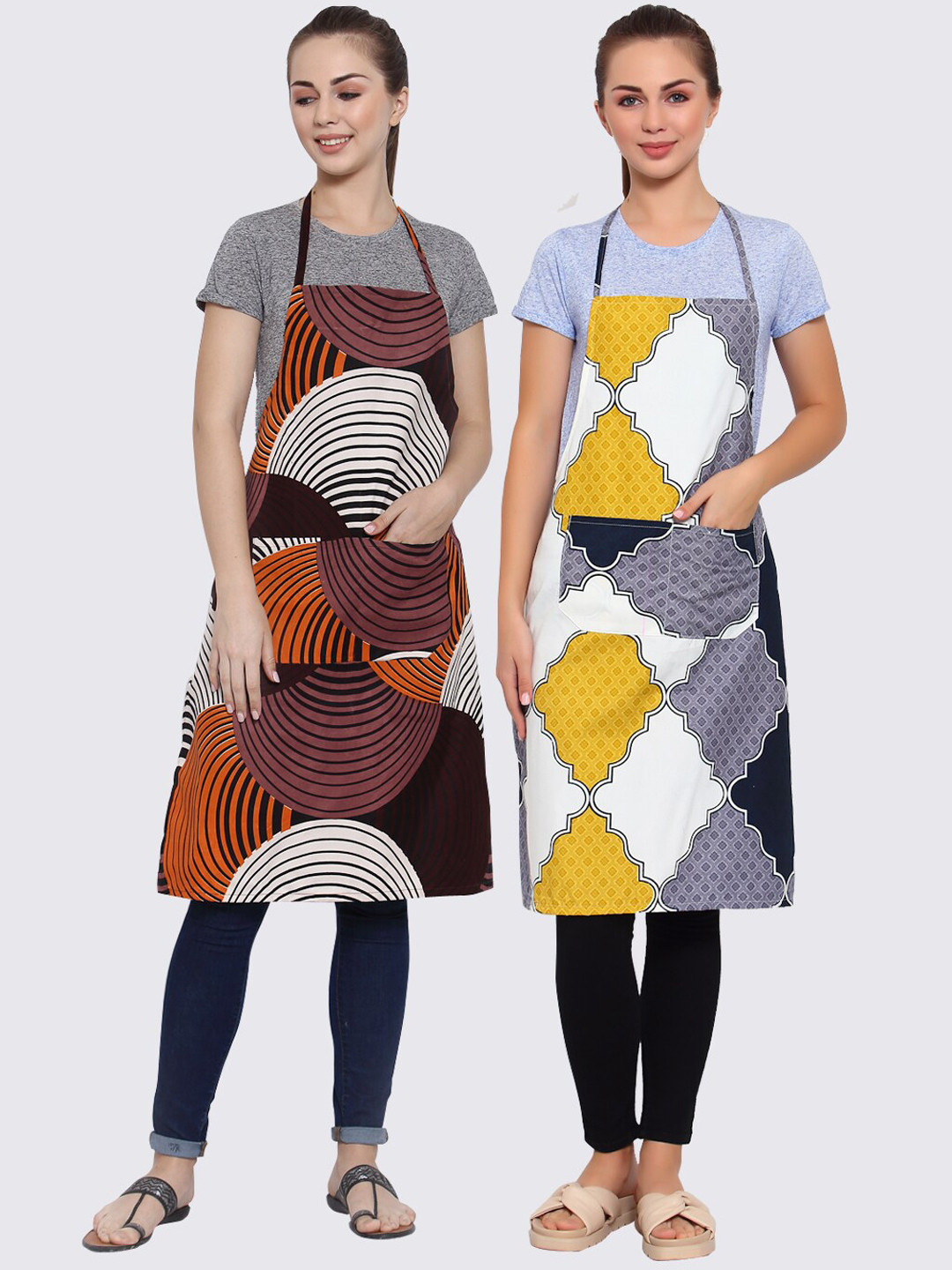 Arrabi Pack of 2 Printed Apron With Pockets, Brown 
Arrabi Pack of 2 Printed Apron With Pockets, Brown