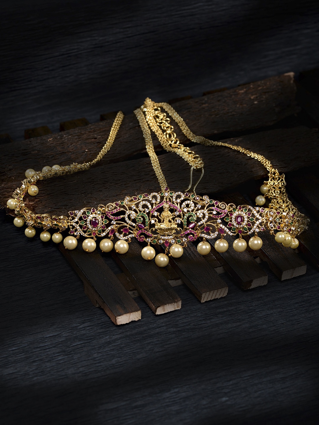 Saraf RS Jewellery Gold-Plated Pink & Green CZ-Studded Goddess Laxmi Temple Kamarbandh
Saraf RS Jewellery Gold-Plated Pink & Green CZ-Studded Goddess Laxmi Temple Kamarbandh