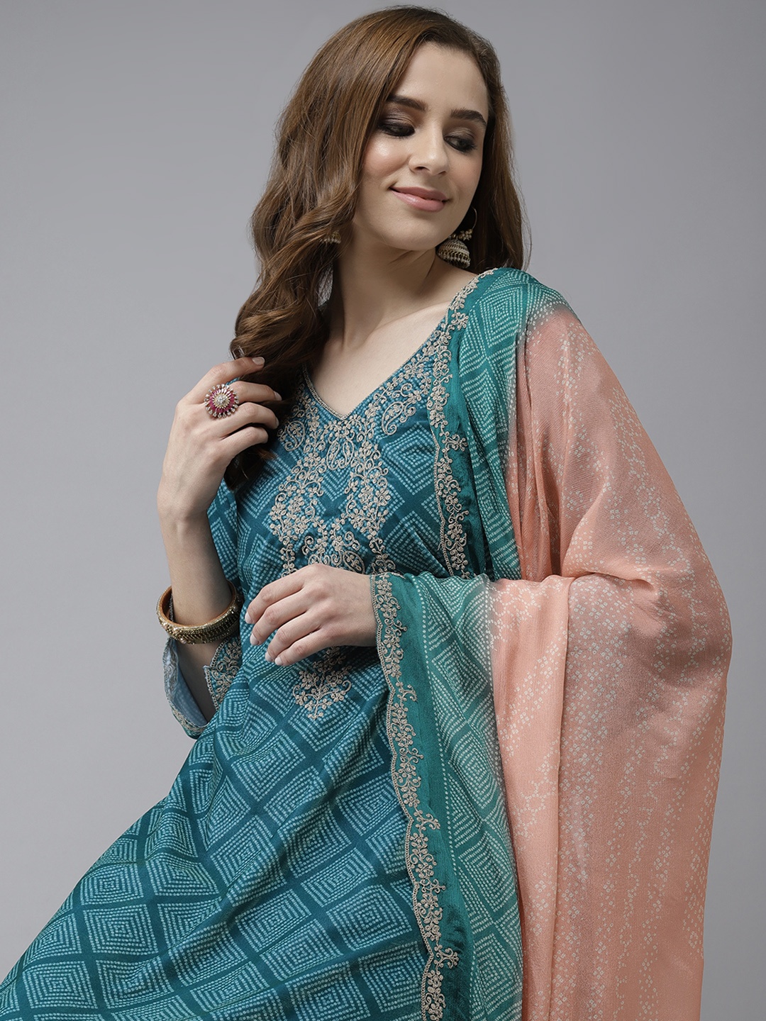 Indo Era Teal Blue & Gold Bandhani Print Zari Velvet Straight Kurta Palazzos & Dupatta
Indo Era Teal Blue & Gold Bandhani Print Zari Velvet Straight Kurta Palazzos & Dupatta
