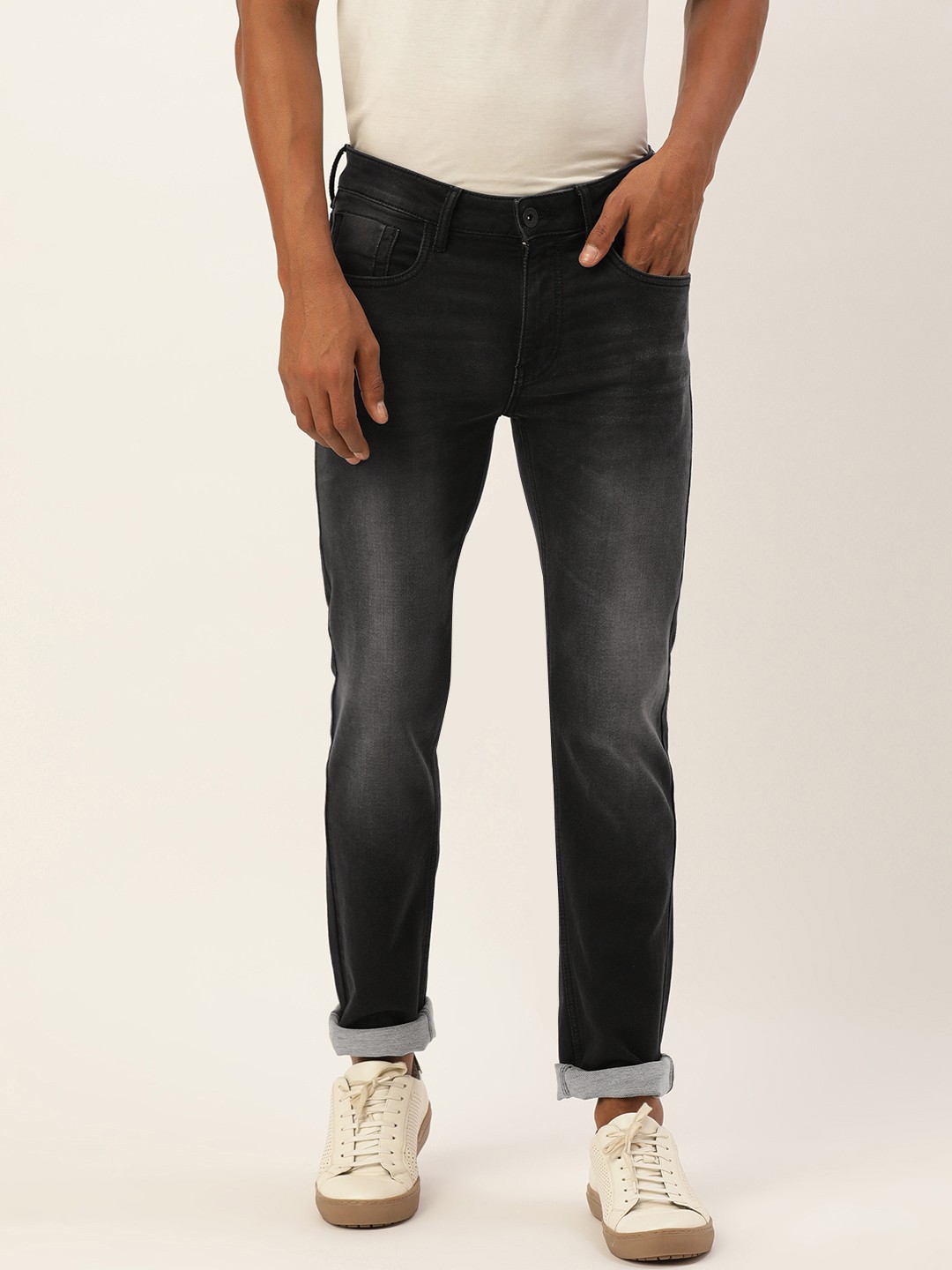 Flying Machine Men Black Michael Slim Tapered Fit Mid Rise Light Fade Stretchable Jeans
Flying Machine Men Black Michael Slim Tapered Fit Mid Rise Light Fade Stretchable Jeans