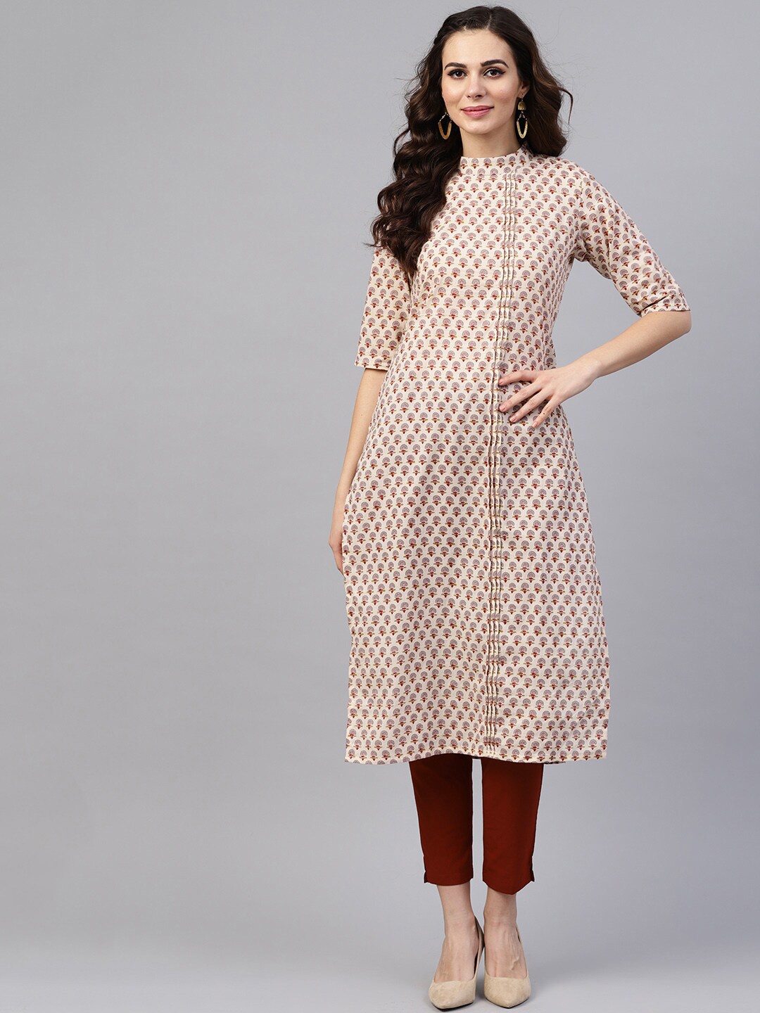 AASI - HOUSE OF NAYO Women Off White Ethnic Motifs Printed Pleated Pure Cotton Kurta with Trousers
AASI - HOUSE OF NAYO Women Off White Ethnic Motifs Printed Pleated Pure Cotton Kurta with Trousers