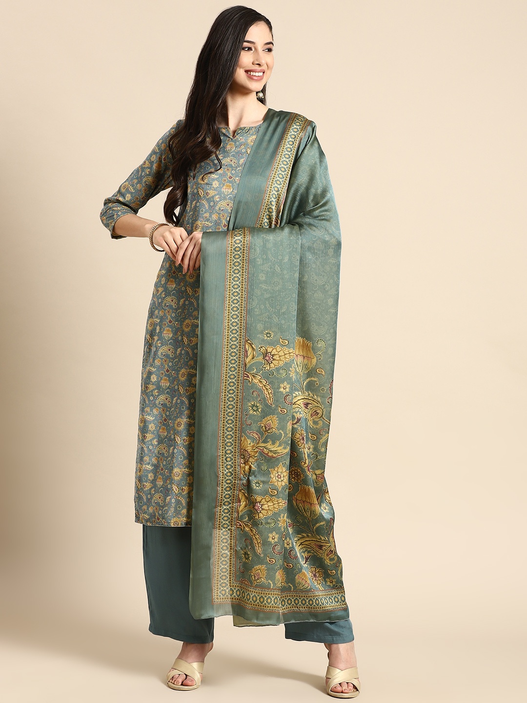 Prakrti Women Teal Floral Printed Regular Velvet Kurta with Trousers & With Dupatta
Prakrti Women Teal Floral Printed Regular Velvet Kurta with Trousers & With Dupatta