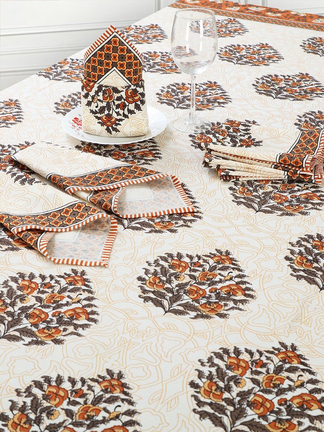 Salona Bichona White & Brown Floral Printed Pure Cotton 120 TC Table Linen Set-7 Pieces
Salona Bichona White & Brown Floral Printed Pure Cotton 120 TC Table Linen Set-7 Pieces