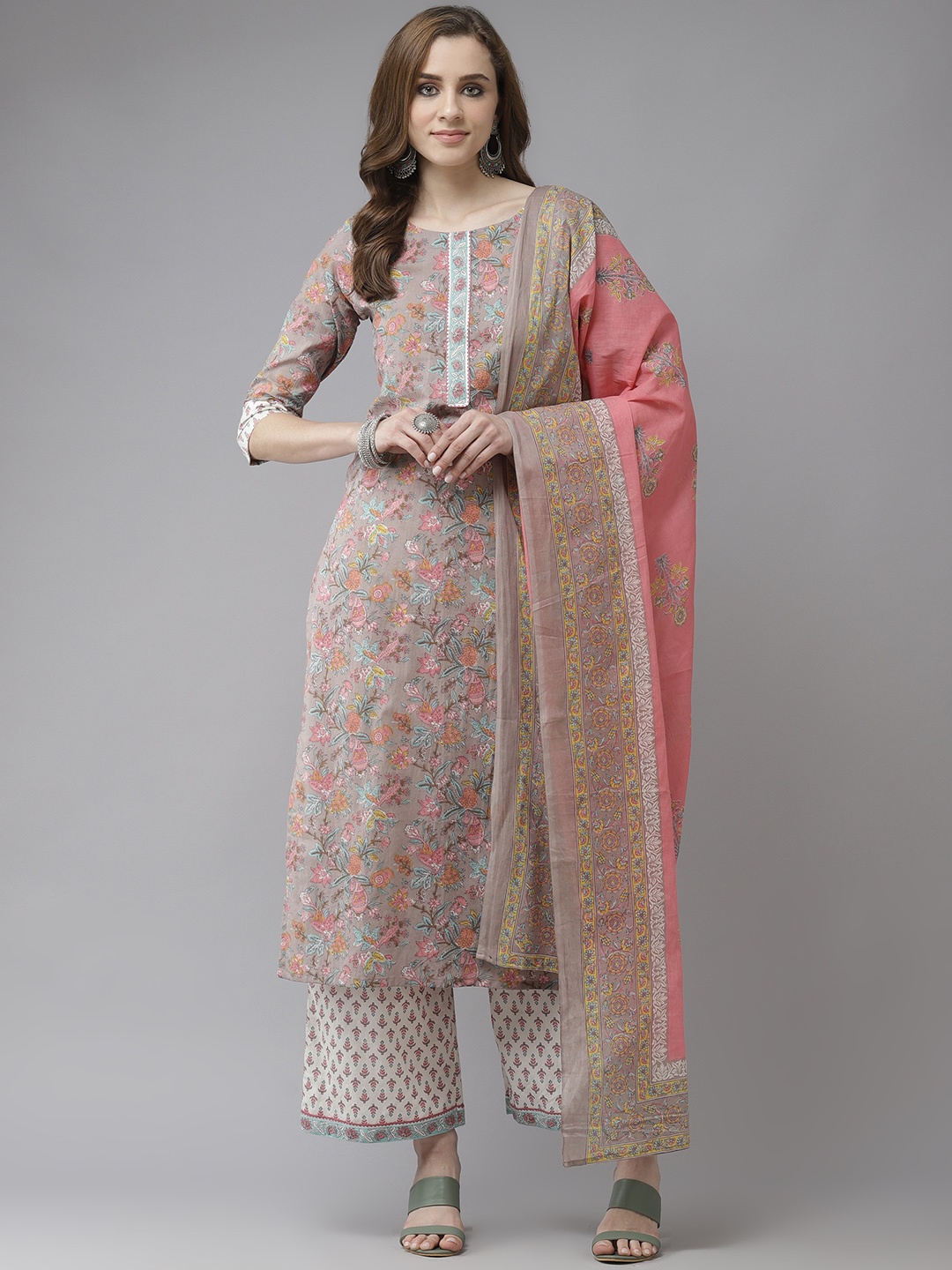 Indo Era Grey & Pink Ethnic Motifs Printed Gotta Patti Straight Kurta Palazzos & Dupatta
Indo Era Grey & Pink Ethnic Motifs Printed Gotta Patti Straight Kurta Palazzos & Dupatta