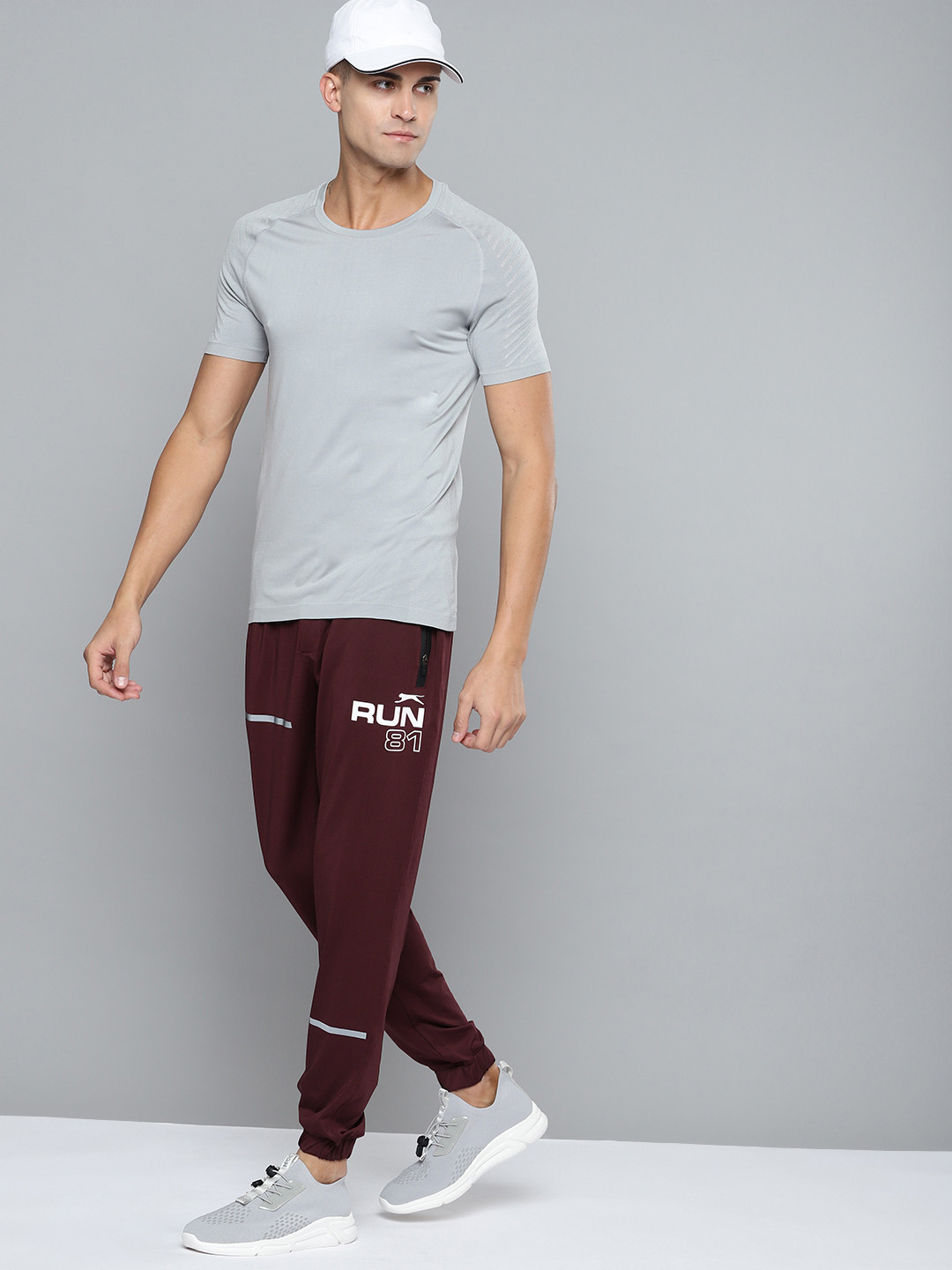 Slazenger Men Burgundy Printed Detail Running Joggers with Reflective Stripe 
Slazenger Men Burgundy Printed Detail Running Joggers with Reflective Stripe
