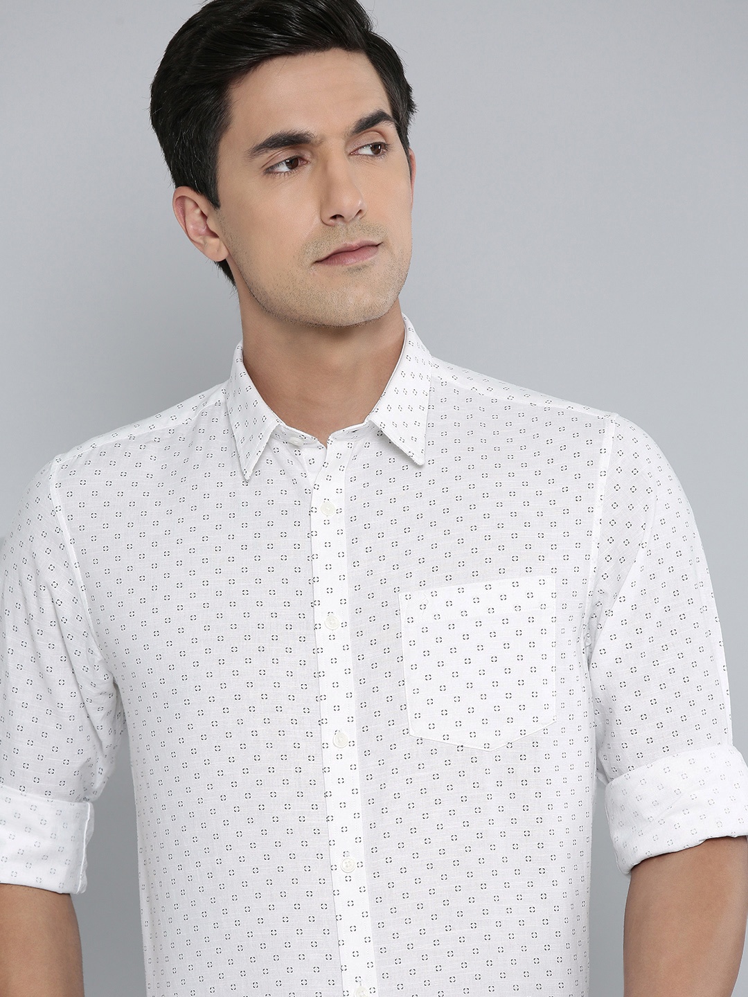 Indian Terrain Slim Fit Micro-Ditsy Geometric Printed Pure Cotton Semiformal Shirt, White
Indian Terrain Slim Fit Micro-Ditsy Geometric Printed Pure Cotton Semiformal Shirt, White