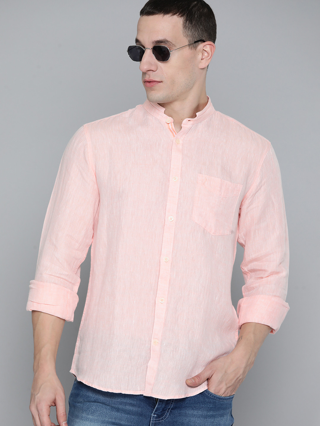 Indian Terrain Men Slim Fit Linen Casual Shirt, Peach 
Indian Terrain Men Slim Fit Linen Casual Shirt, Peach