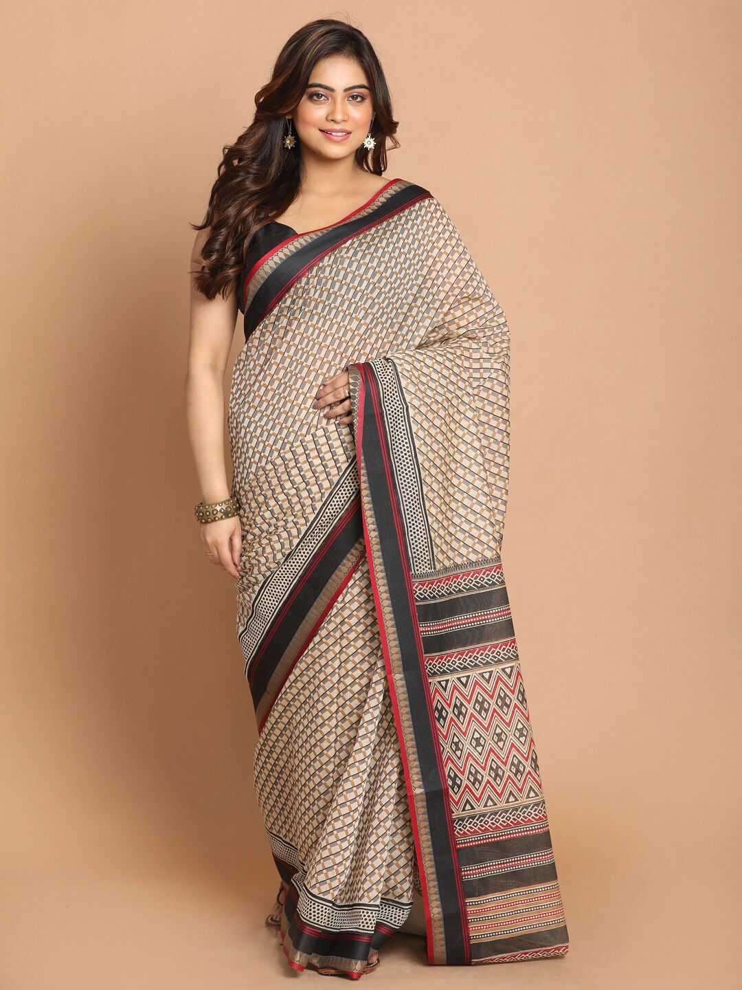 Indethnic Grey & Black Printed Saree