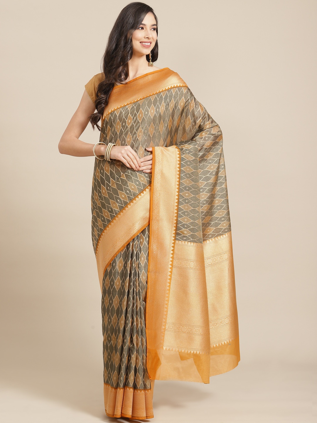 Banarasi Style Charcoal Grey & Golden Geometric Woven Cotton Tissue Silk Banarasi Saree
Banarasi Style Charcoal Grey & Golden Geometric Woven Cotton Tissue Silk Banarasi Saree