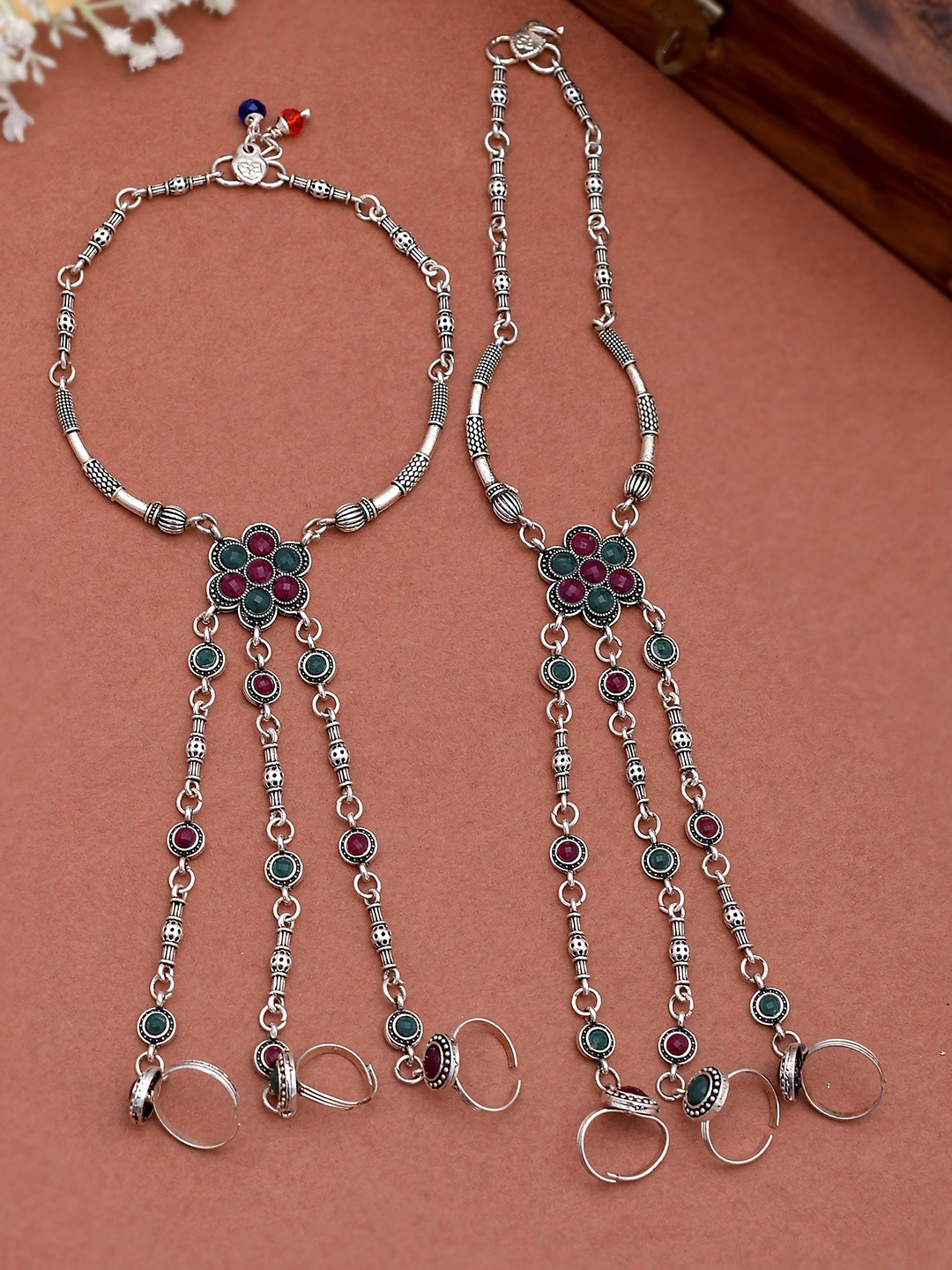 Silvermerc Designs Set Of 2 Silver-Plated & Green Stones-Studded & Beaded Anklets With Triple Toe Rings
Silvermerc Designs Set Of 2 Silver-Plated & Green Stones-Studded & Beaded Anklets With Triple Toe Rings