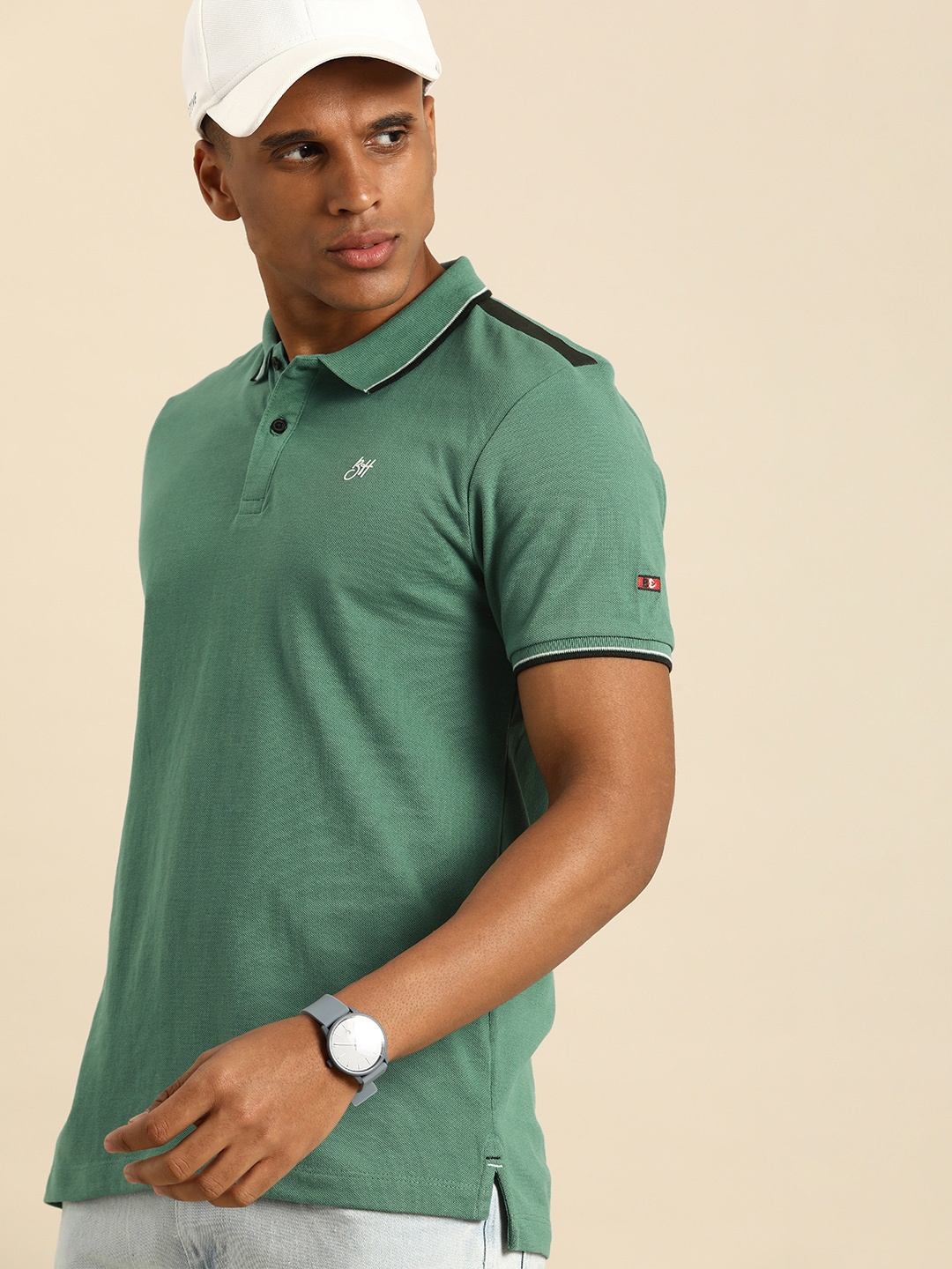 Being Human Men Teal & Black Colourblocked Polo Collar Slim Fit Pure Cotton Casual T-shirt
Being Human Men Teal & Black Colourblocked Polo Collar Slim Fit Pure Cotton Casual T-shirt