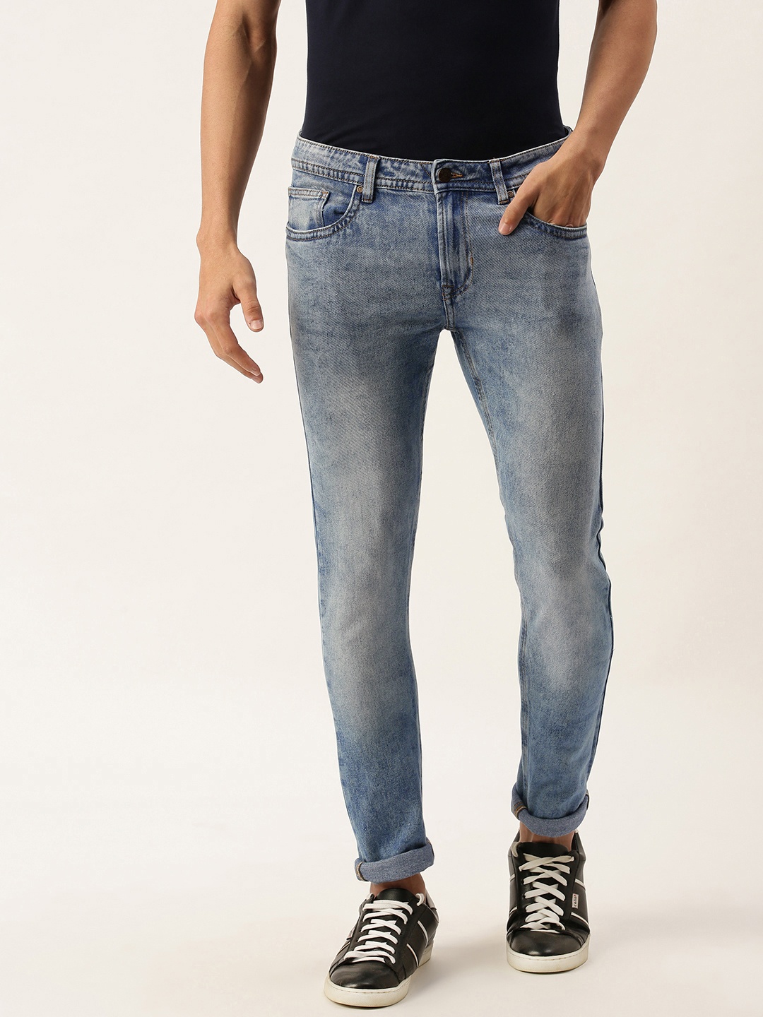 PETER ENGLAND UNIVERSITY Men Blue Slim Tapered Fit Light Fade Mid Rise Stretchable Jeans
PETER ENGLAND UNIVERSITY Men Blue Slim Tapered Fit Light Fade Mid Rise Stretchable Jeans