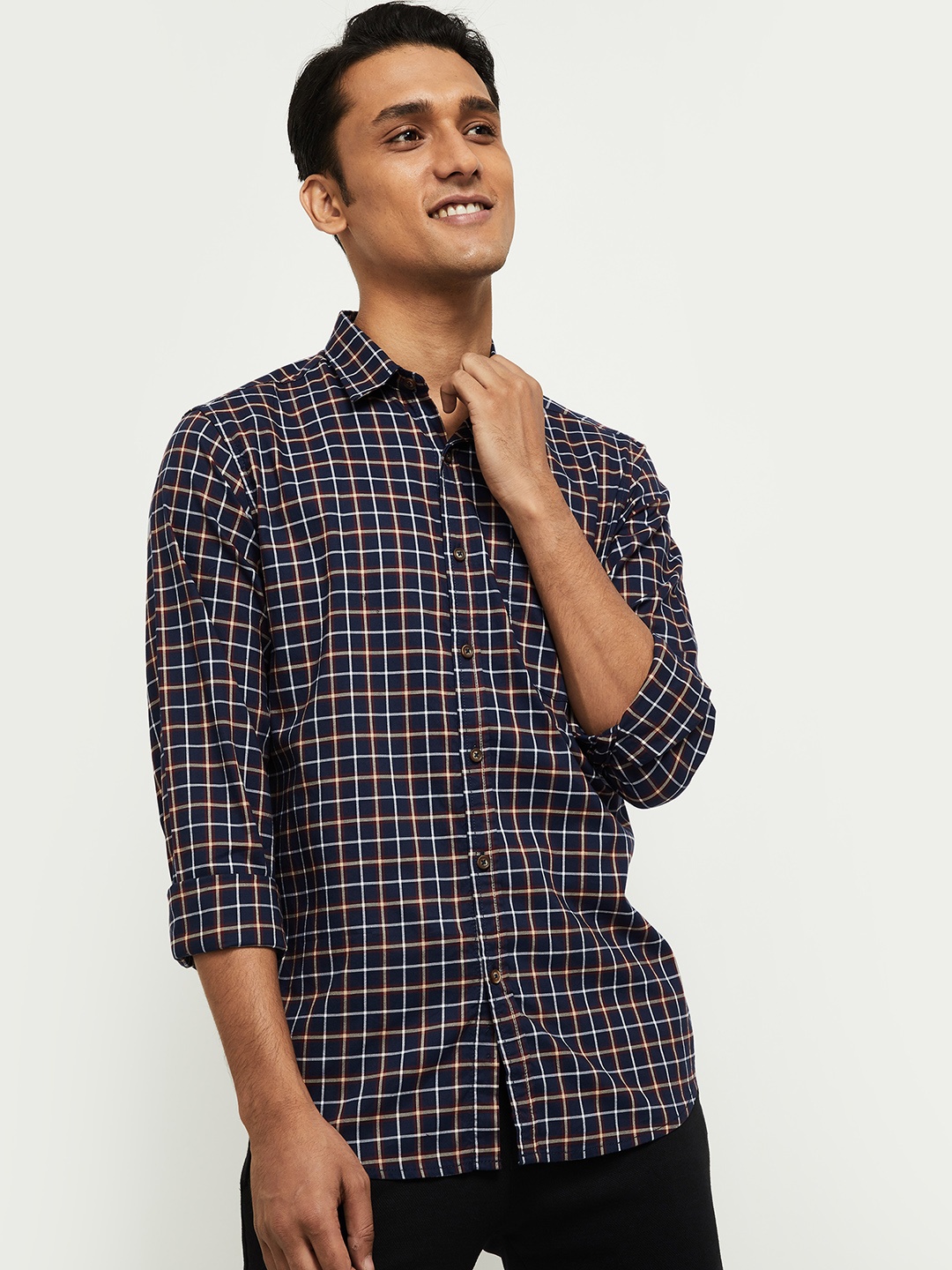 max Men Navy Blue Checked Casual Shirt