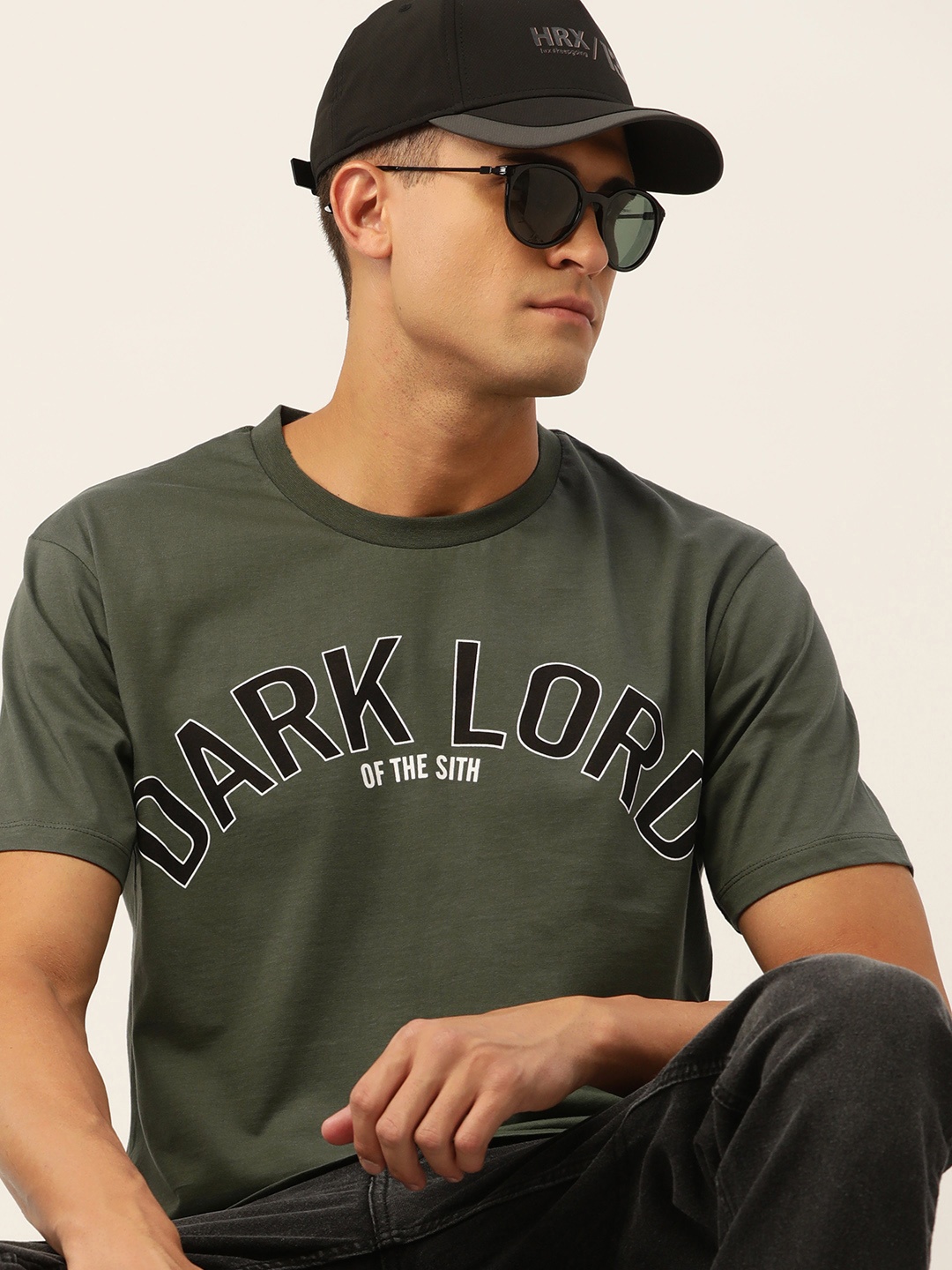 Kook N Keech Star Wars Men Olive Green & Black Pure Cotton Darth Vader Printed Relaxed T-shirt
Kook N Keech Star Wars Men Olive Green & Black Pure Cotton Darth Vader Printed Relaxed T-shirt