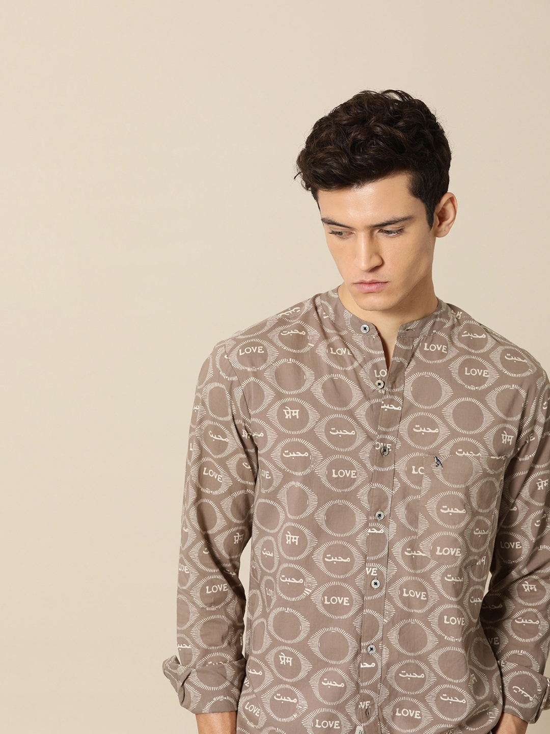 Mr Bowerbird Men Brown Tailored Fit Geometric Opaque Printed Pure Cotton Casual Shirt
Mr Bowerbird Men Brown Tailored Fit Geometric Opaque Printed Pure Cotton Casual Shirt